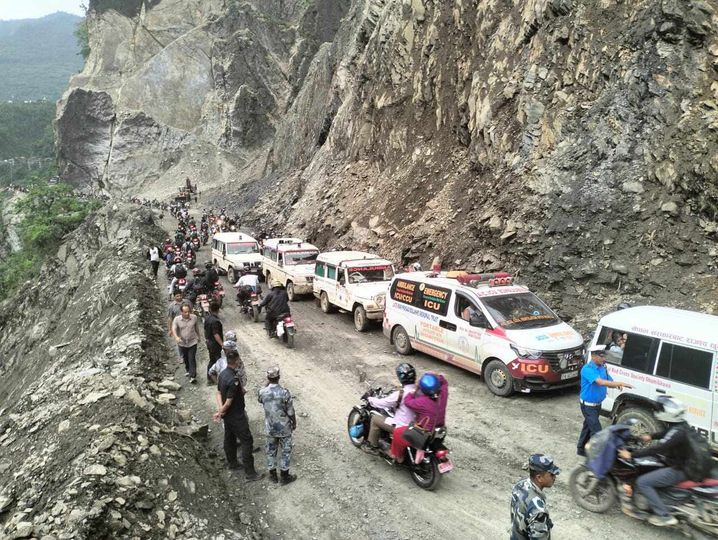 १९ घण्टापछि नारायणगढ–मुग्लिन सडकखण्ड खुल्यो 