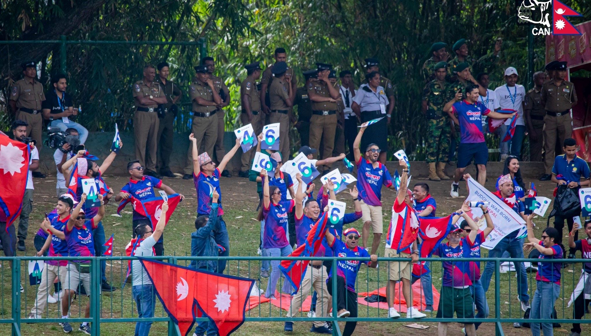 पल्लेकेले मैदानमा नेपाली दर्शक (तस्वीरहरू)