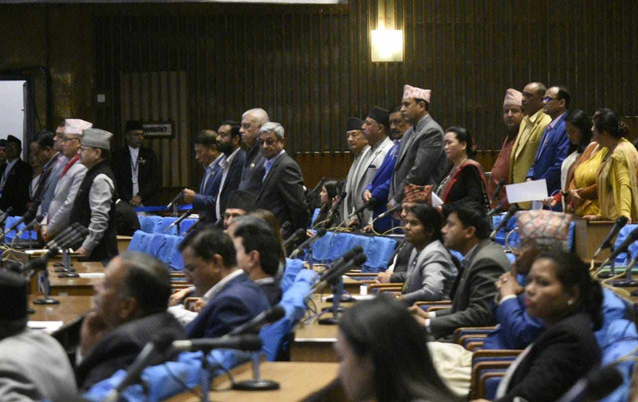 कांग्रेसको विरोधपछि संसद बैठक १५ मिनेटका लागि स्थगित 