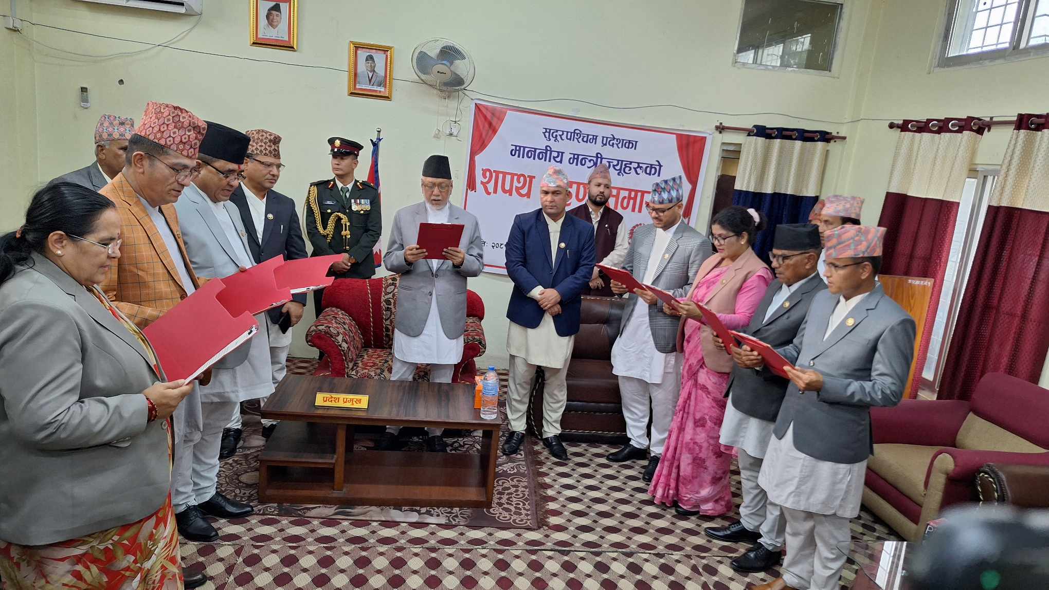 सुदूरपश्चिममा तेस्रोपटक मन्त्रिपरिषद् विस्तार हुँदा तारा जोशीले किन लिएनन् मन्त्रीको शपथ ?
