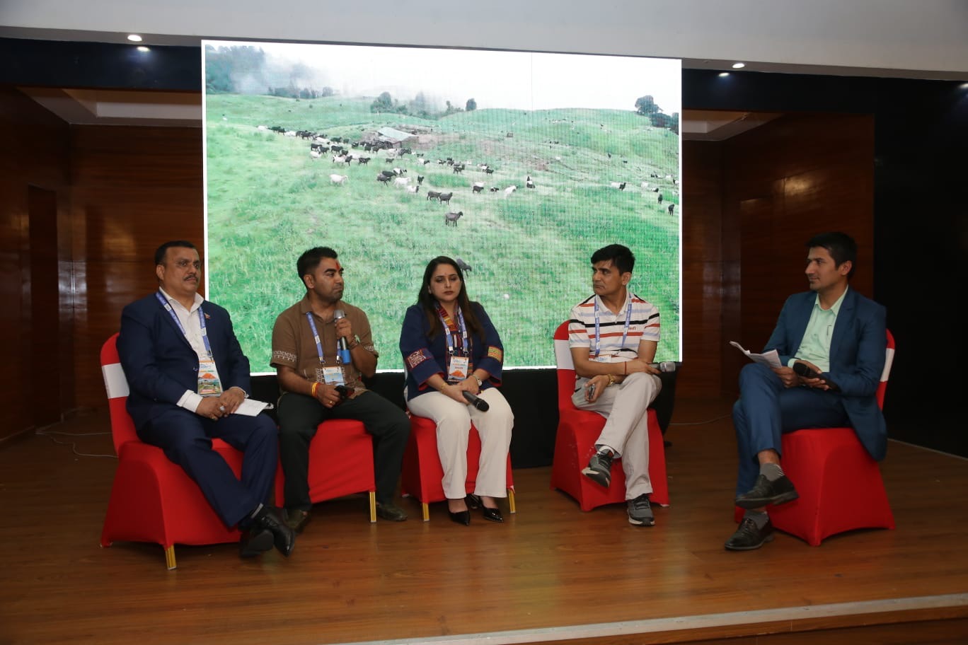 भुटान र सिक्किमका पर्यटन उद्यमी भन्छन्– नेपालमा स्थलमार्गबाट पर्यटक ल्याउन सकिन्छ