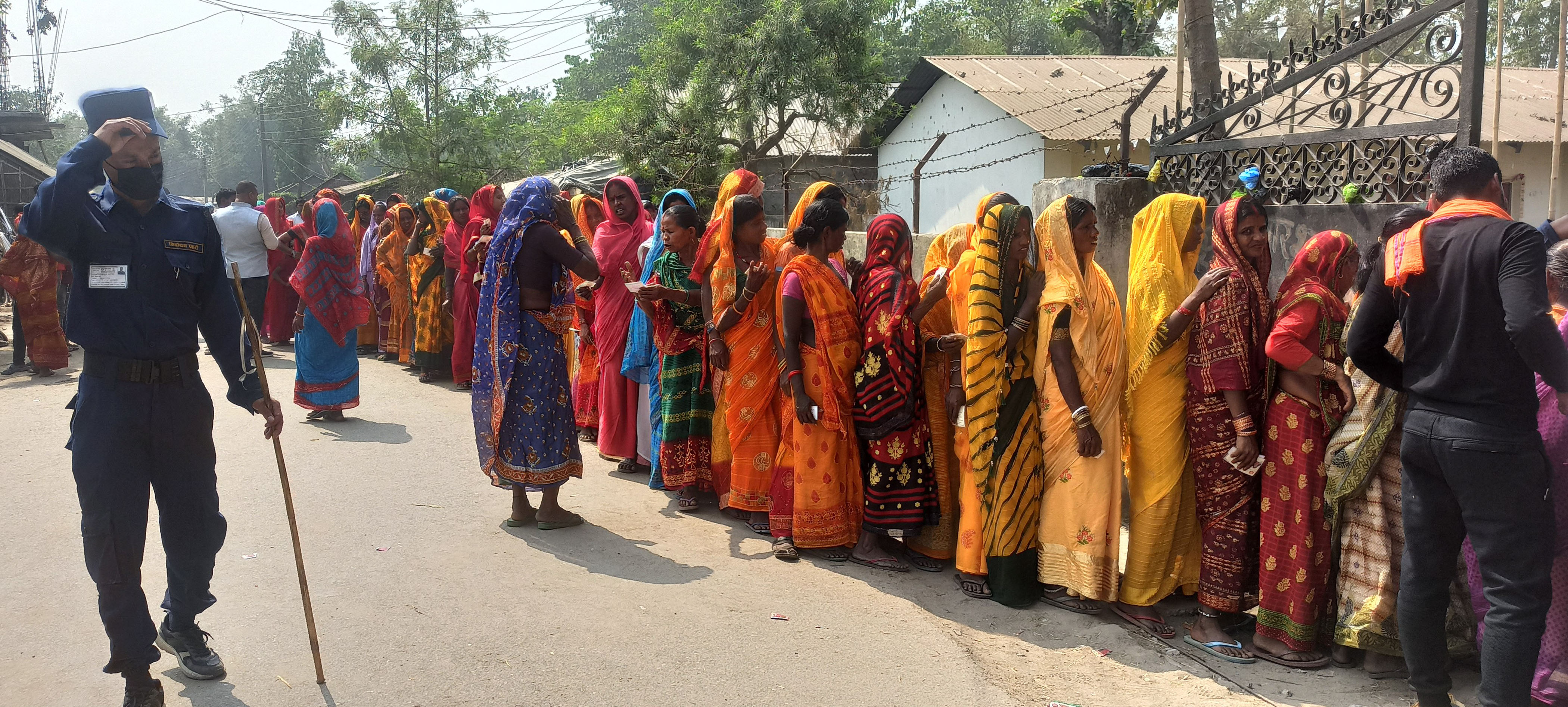 रास्वपामा खसेको मत विवाद : धनुषा-१ मा अझै सुरु हुन सकेन मतगणना