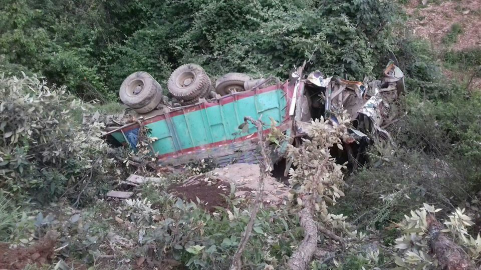 बैतडीमा ट्रक दुर्घटना, १ जनाको मृत्यु 
