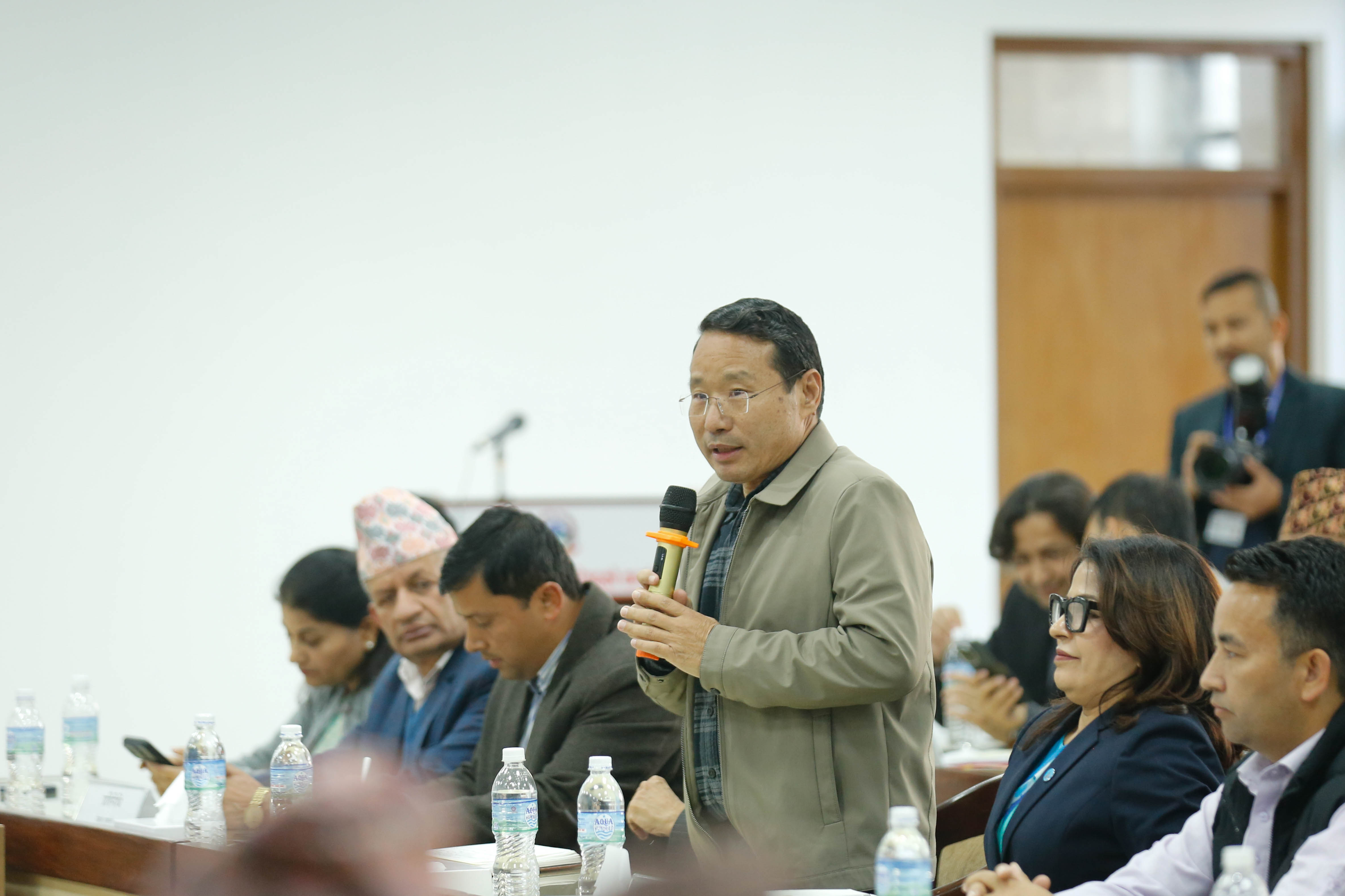 All-party-Meeting_-(4)-1763551255.jpg