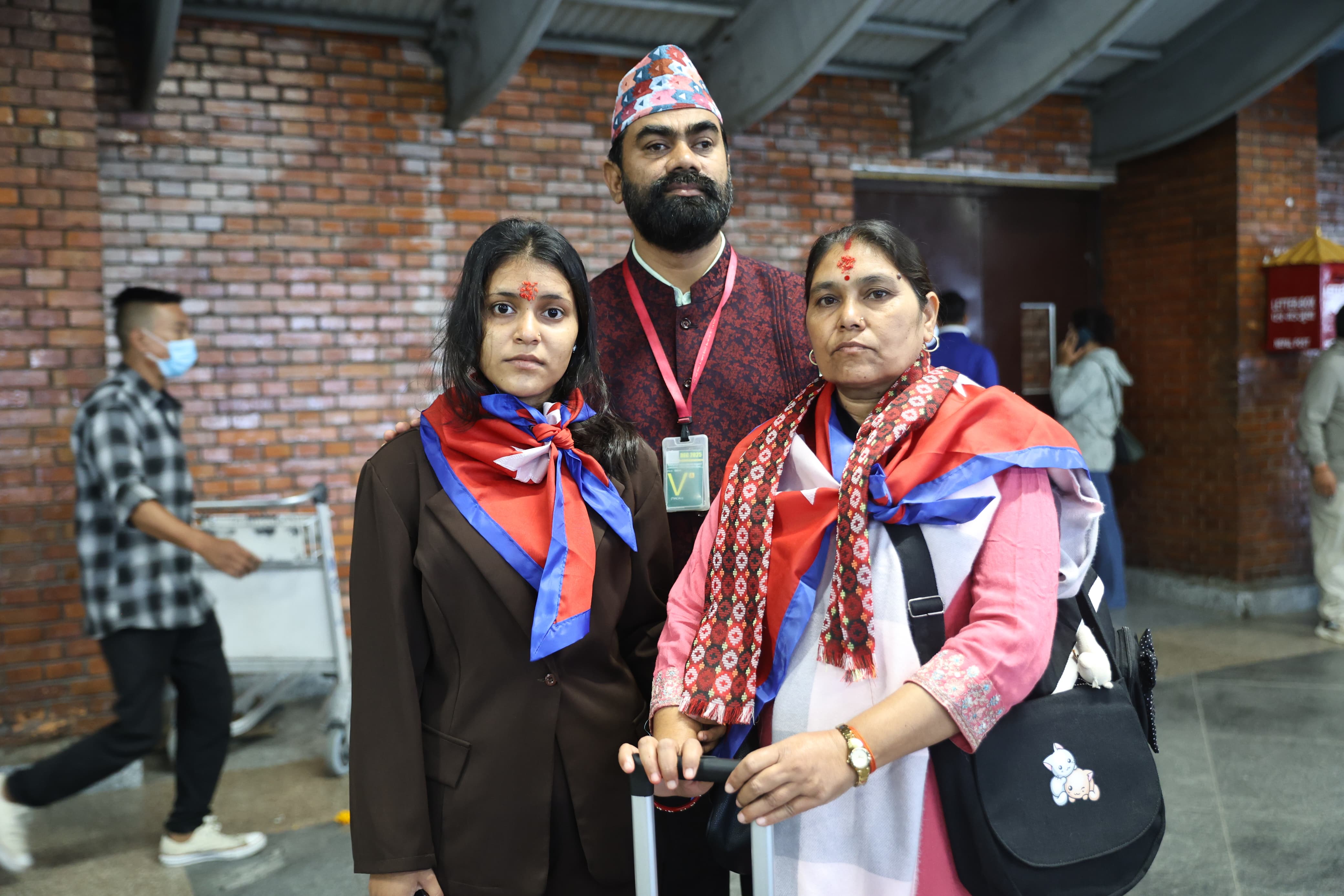 BIpin-joshi-family-(5)-1754879024.jpg