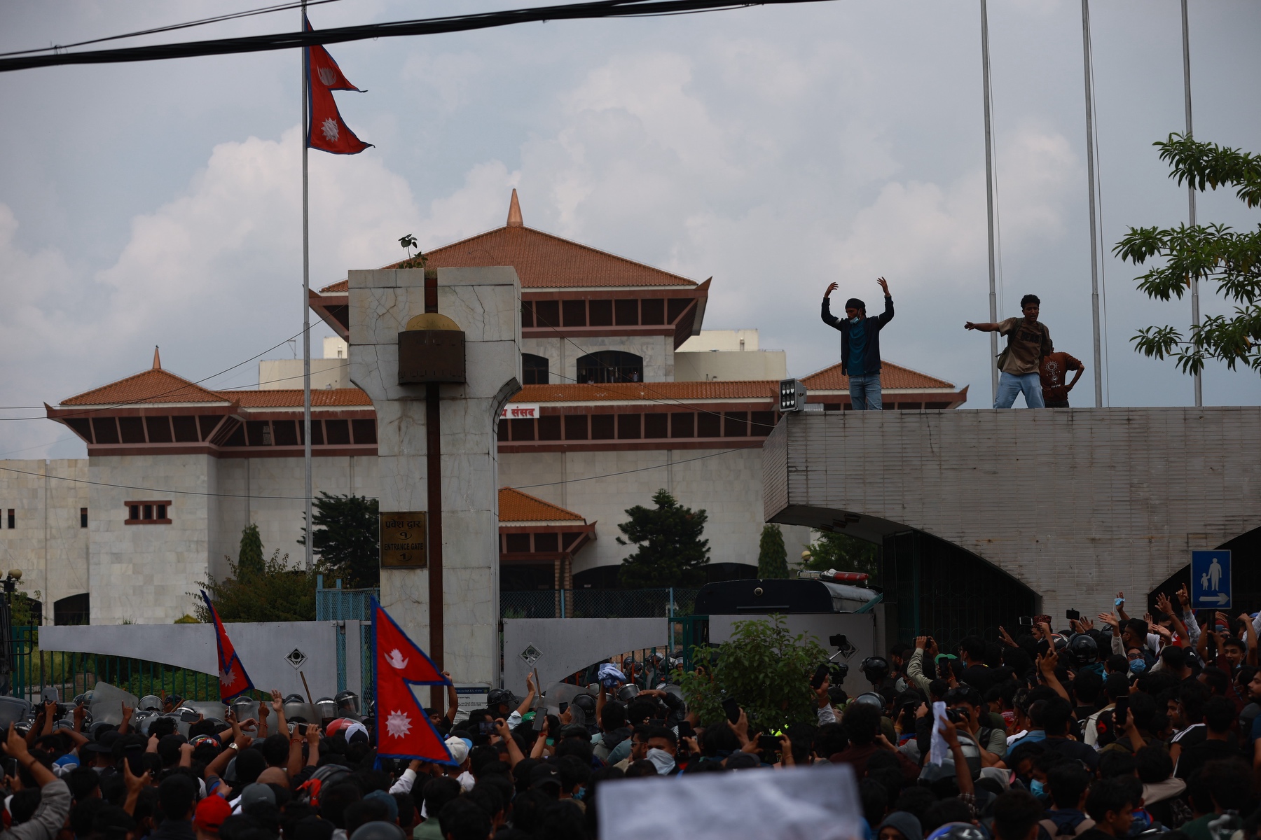 Baneshwor-ma-tanab_Nepal-Photo-Library-(14)-1757323685.jpg