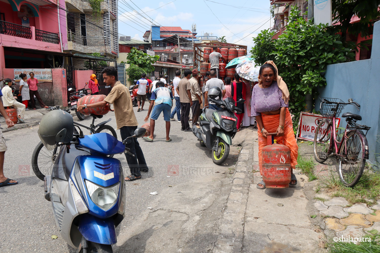 Bharatpur-Gas-Photo_NPL-(19)-1786712957.jpg