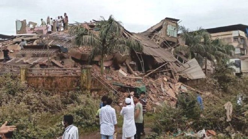 भारतको महाराष्ट्रमा ५ तले घर भत्किँदा ९० जना पुरिए