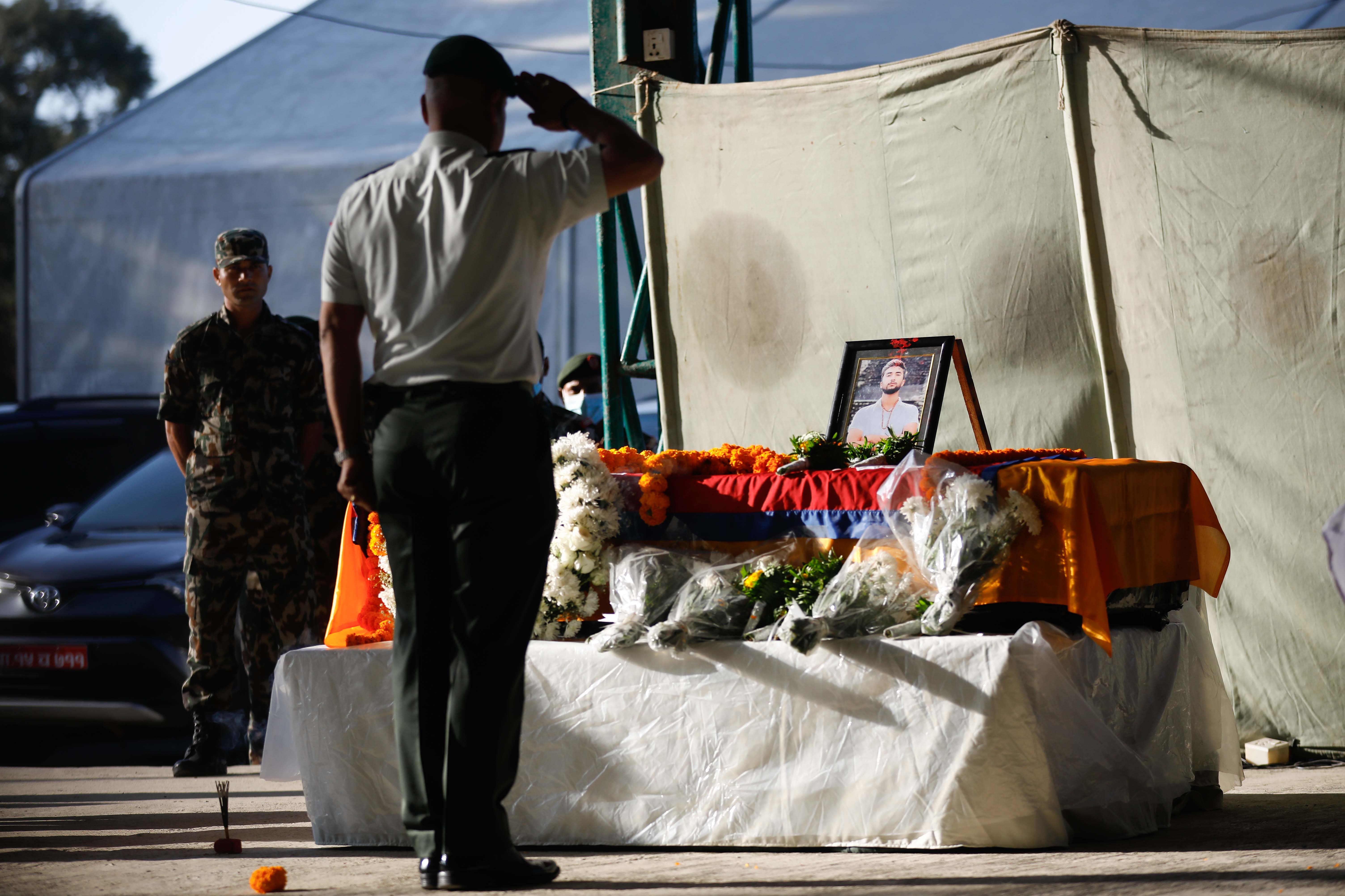 Bipin-Joshi-Funeral_-(3)-1760957212.jpg