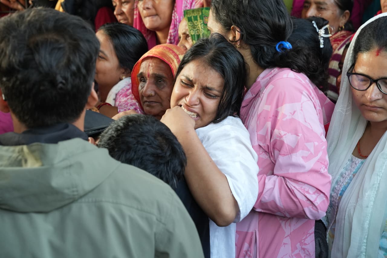 Bipin-Joshi-Funeral_Nepal-Photo-Library-(17)-1761035493.jpeg