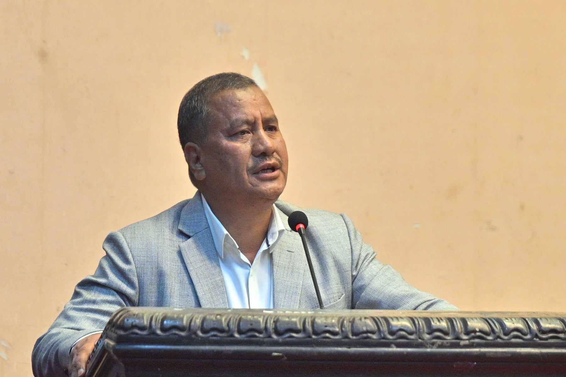 पुष्पलाललाई राष्ट्रिय विभूति घोषणा गर्न विप्लवको माग