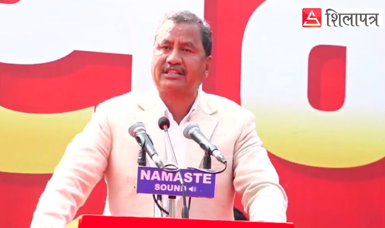 पूर्वराजा ज्ञानेन्द्र शाहलाई चेतावनी दिँदै विप्लवले भने- हेक्का राखे हुन्छ, इतिहास फर्किंदैन 