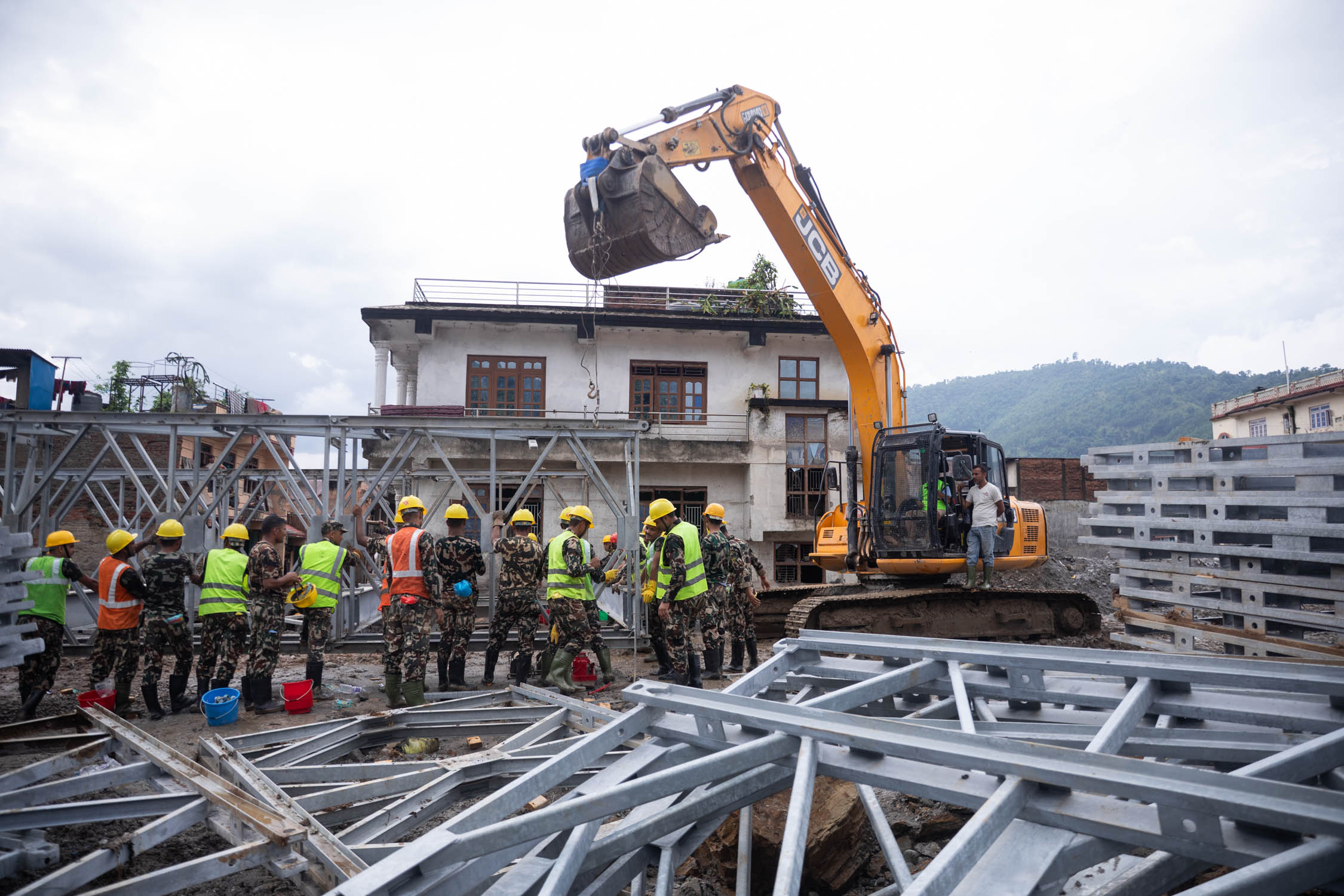 Bridge_Trisuli_Nepal-Army_nepal-Photo-library2-1788665200.jpg