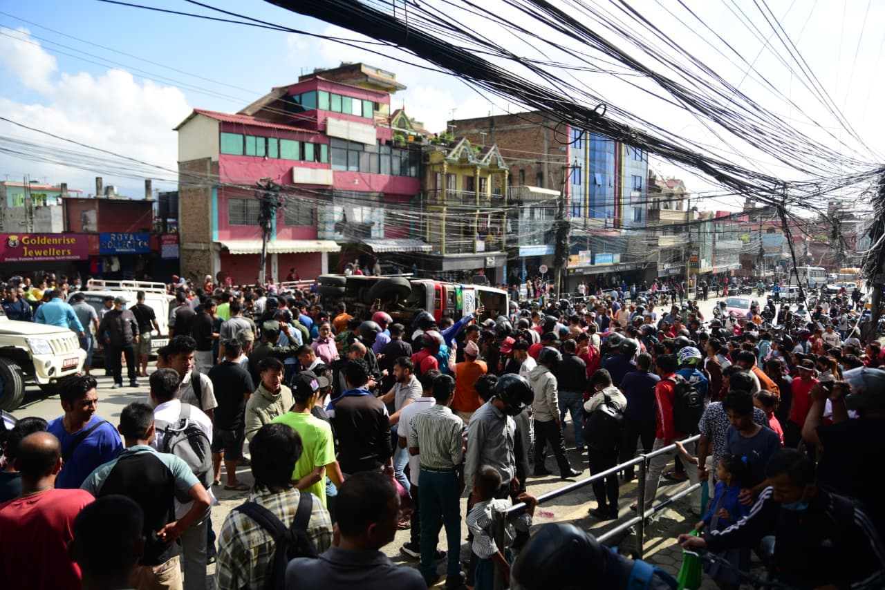 Bus-Accident_machapokhari_Nepal-photo-Library10-1758428154.jpeg