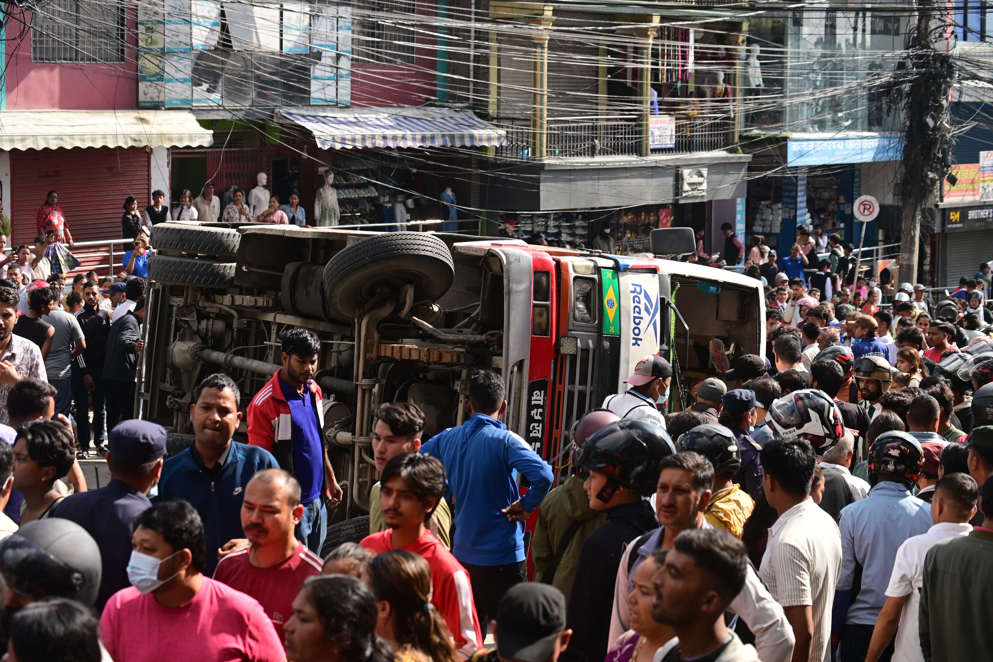 Bus-Accident_machapokhari_Nepal-photo-Library5-1758428158.jpeg