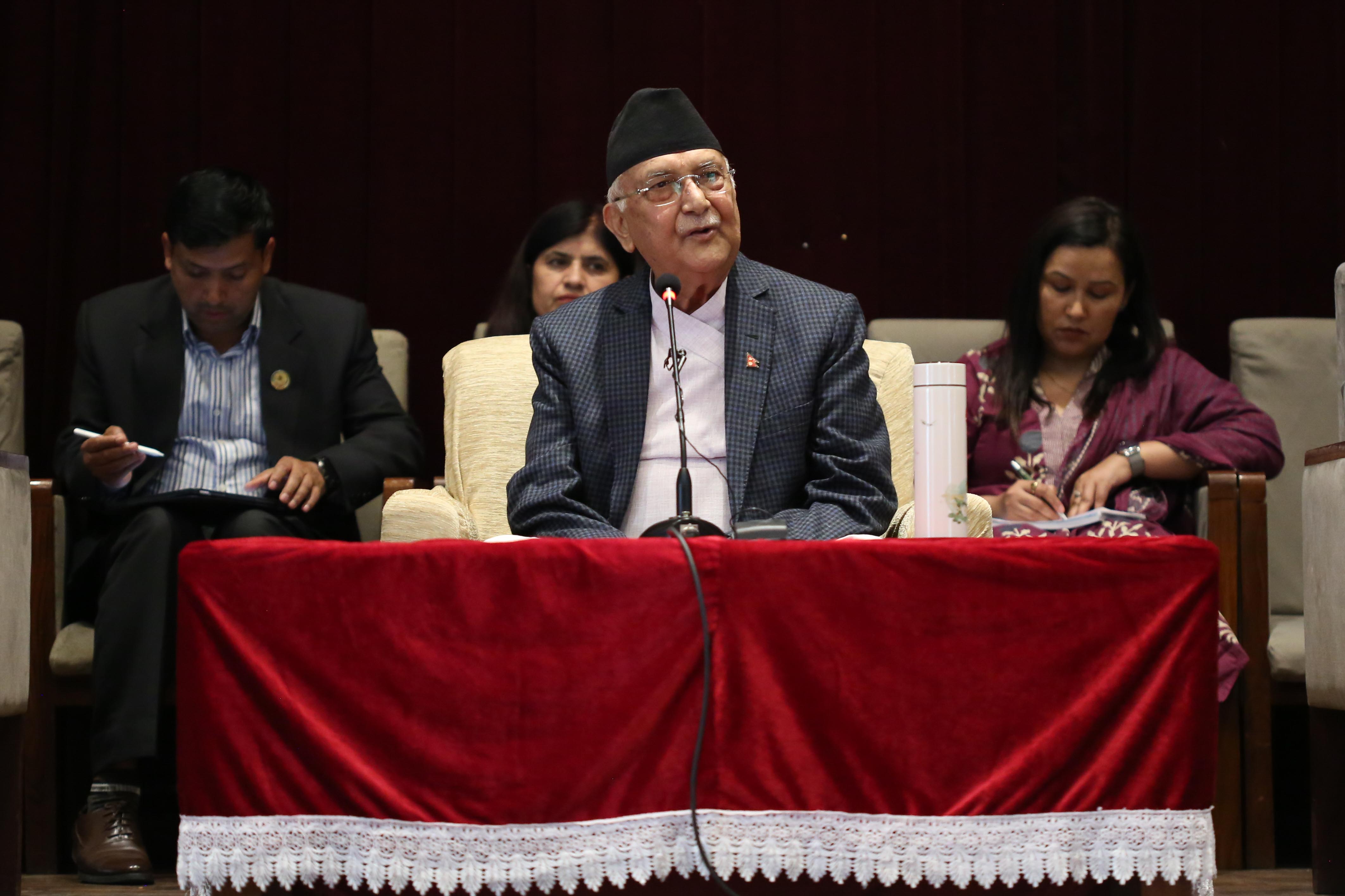 CPN-UML-parliamentary-party-meeting.-248-1748853642.jpg