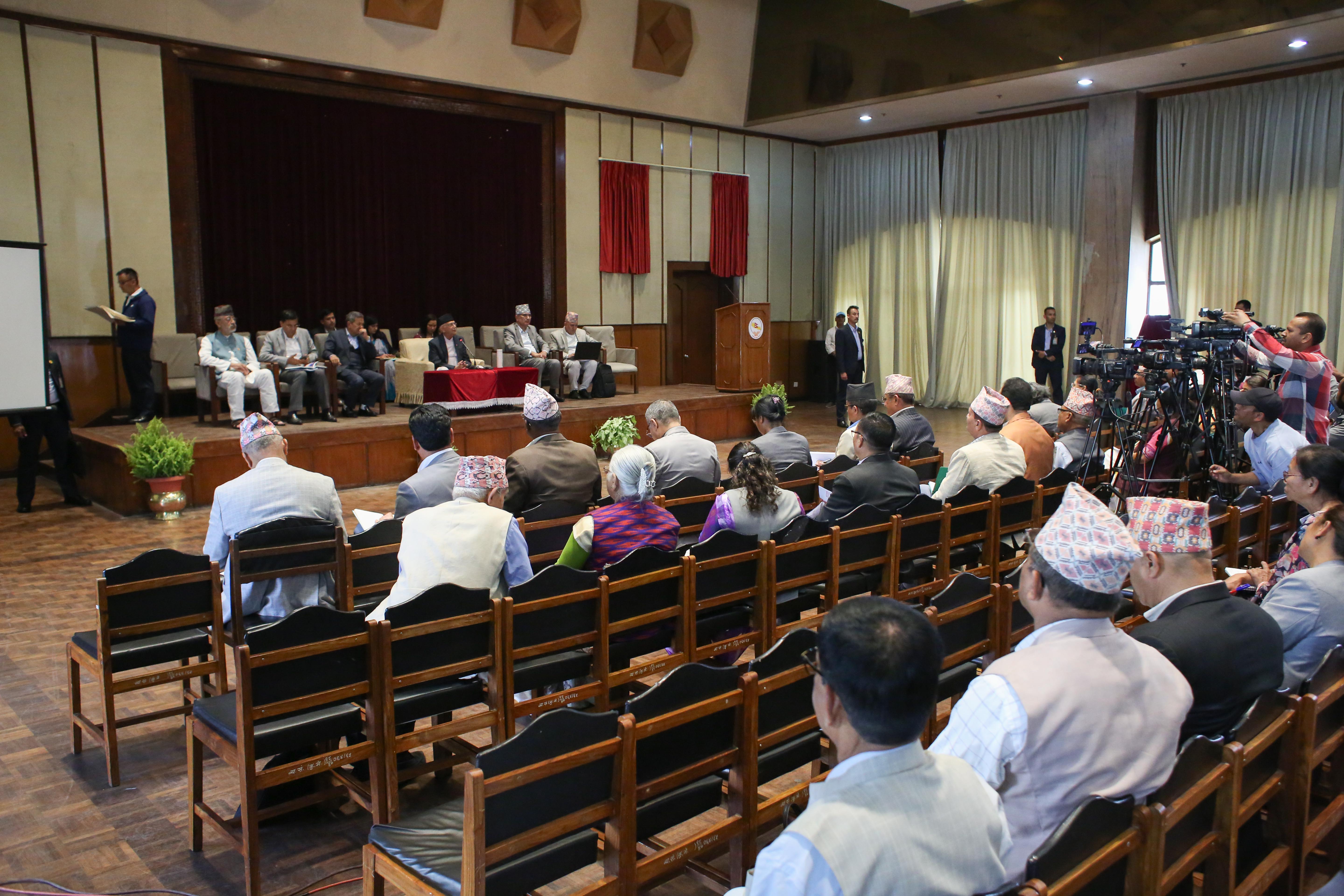 CPN-UML-parliamentary-party-meeting.-249-1748853644.jpg