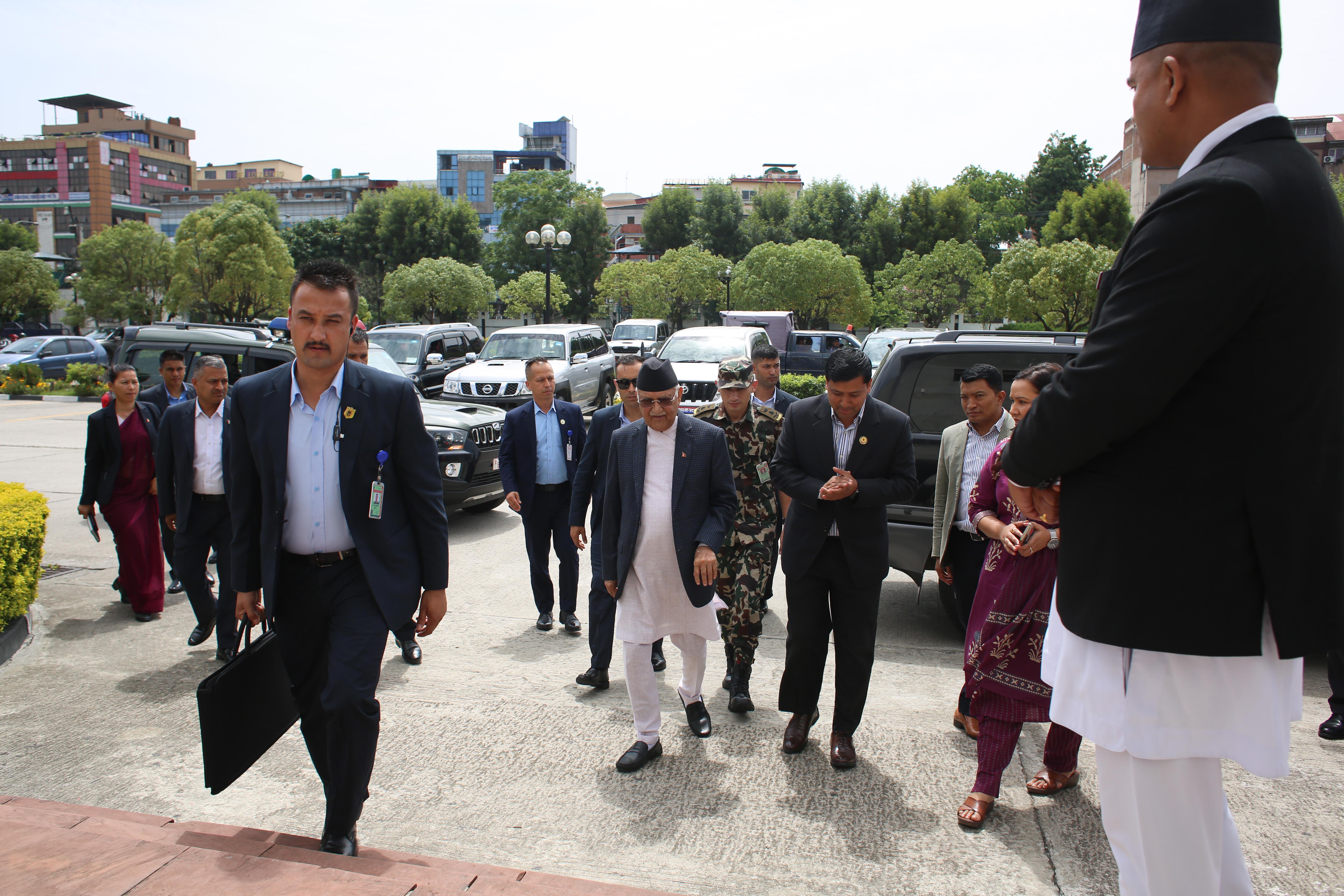CPN-UML-parliamentary-party-meeting.-251-1748853650.jpg