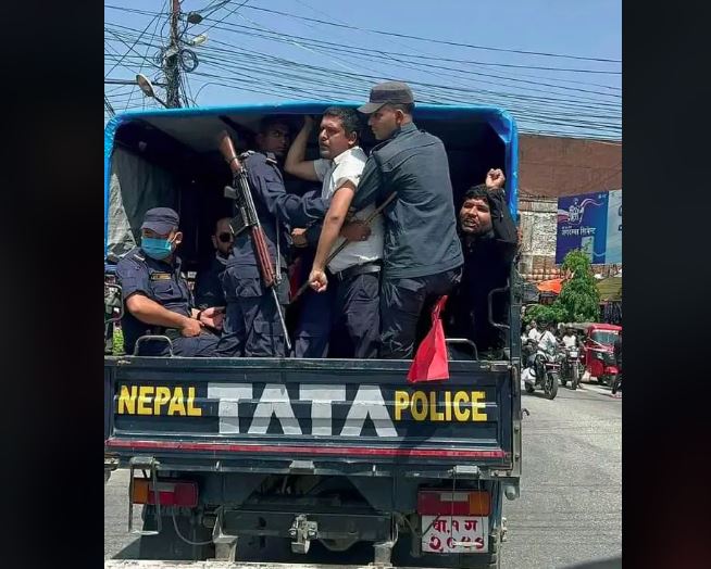 हेटाैँडामा सरकारविरुद्ध प्रदर्शन गर्ने विद्यार्थी नेता पक्राउ