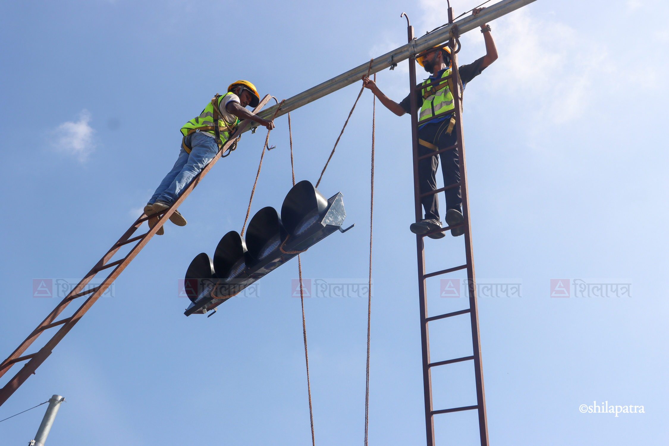 Chitwan-Traffic-Light_NPL_NishaShrestha-(11)-1790827830.jpg