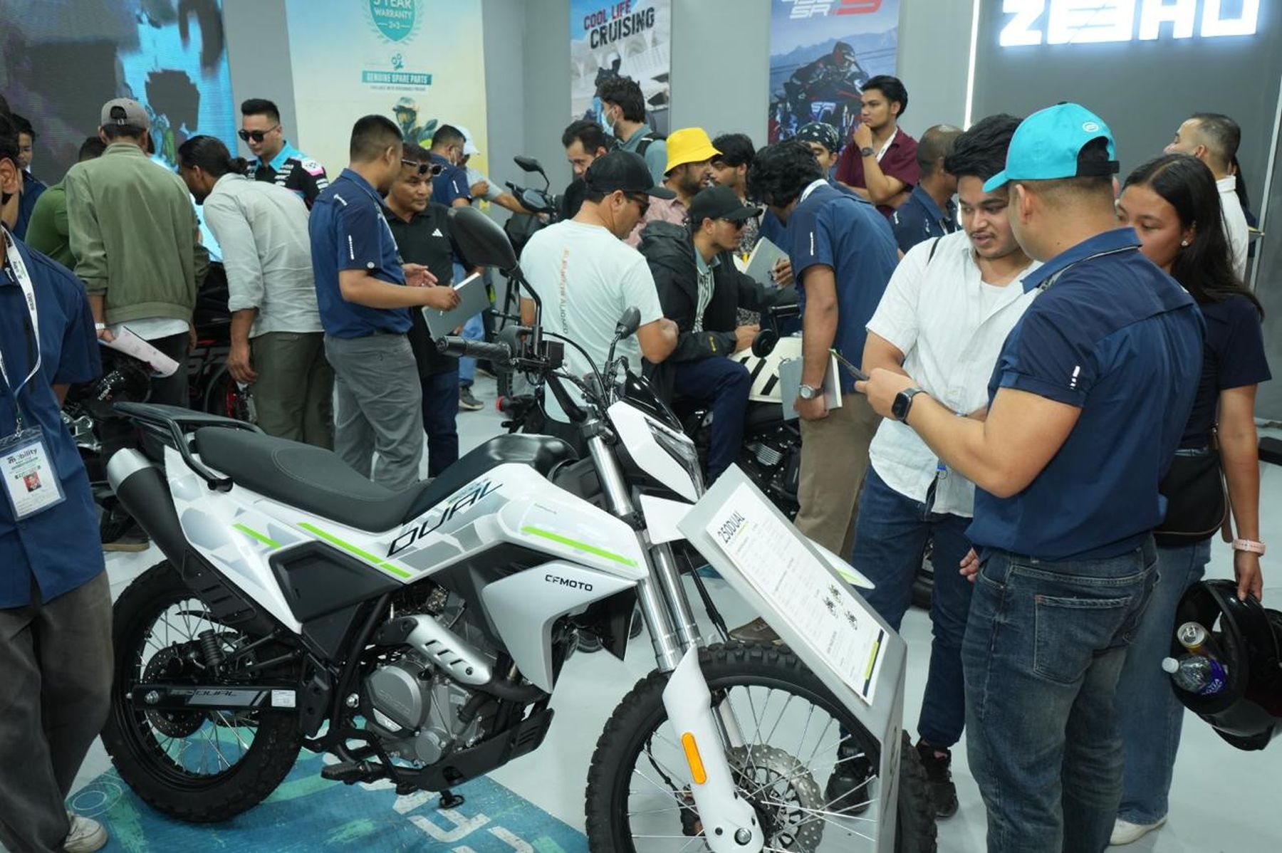 Cmoto-1-1786625358.jpg