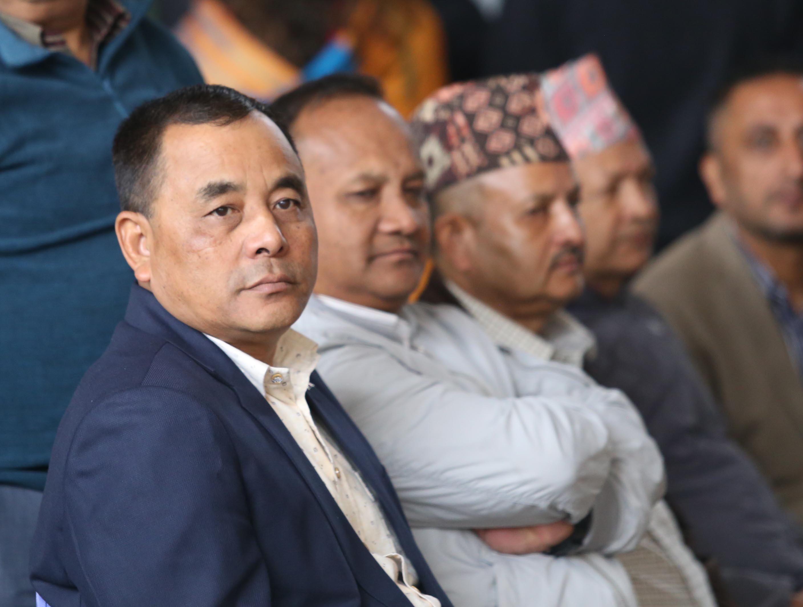 Congress-Deuba-Team-Adhibesan_NPL-03-1793440547.JPG