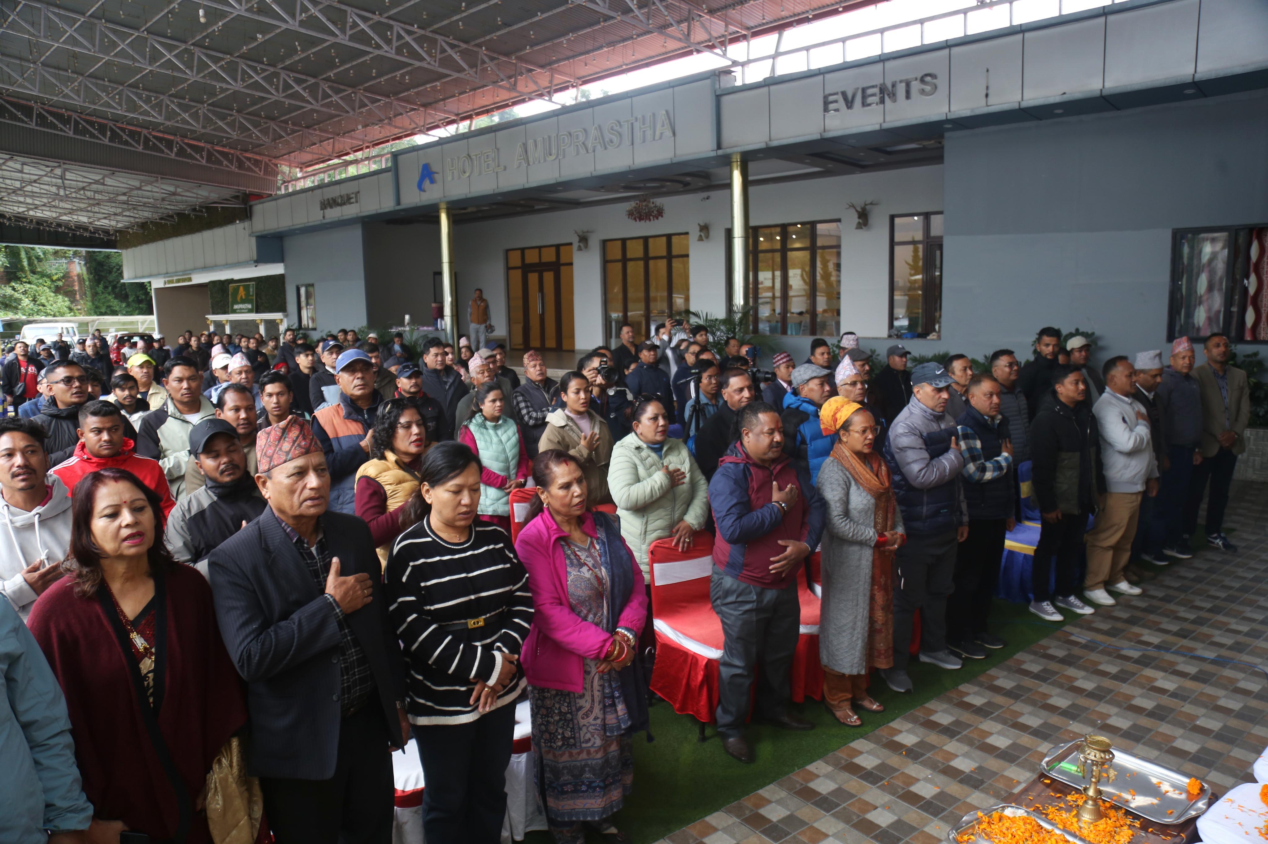 Congress-Deuba-Team-Adhibesan_NPL-17-1793440556.JPG