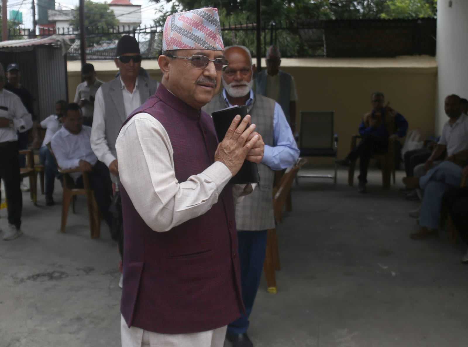 Congress-khadka-meeting_NPL-(5)-1783330916.jpeg