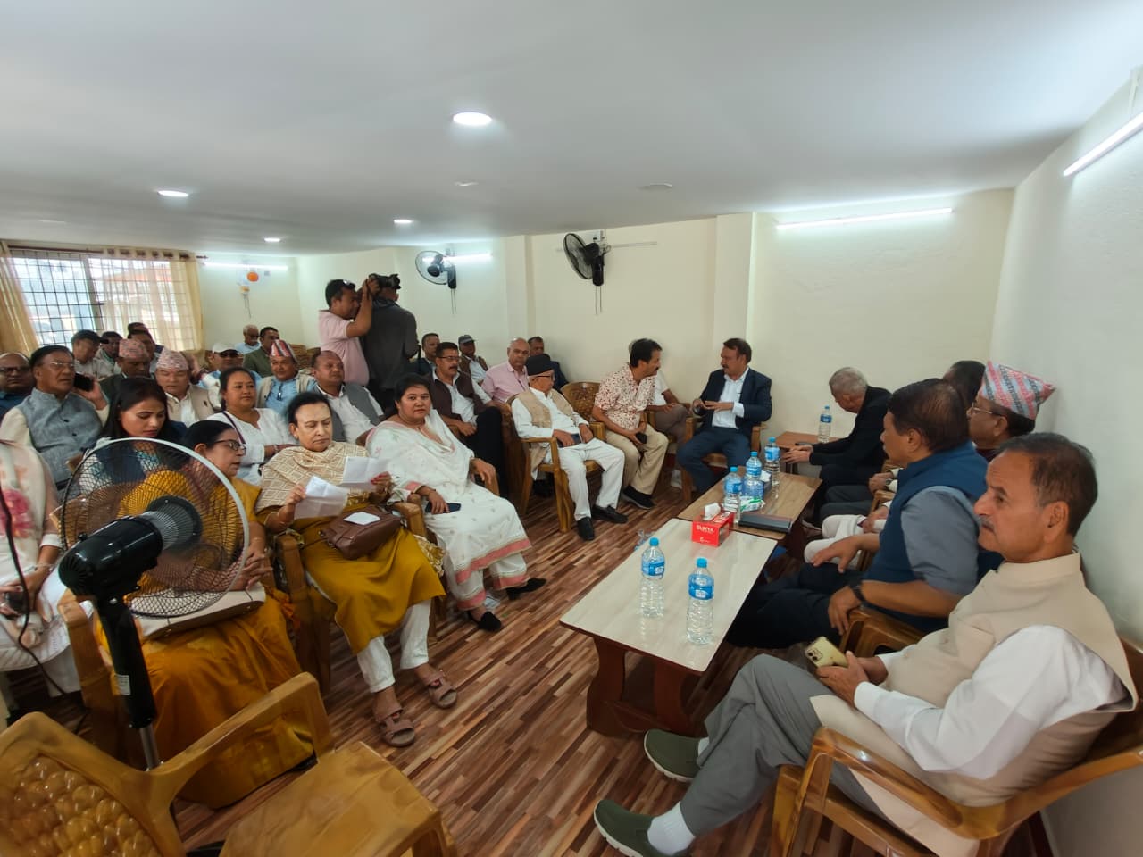 Congress-khadka-meeting_NPL-(7)-1783330917.jpeg