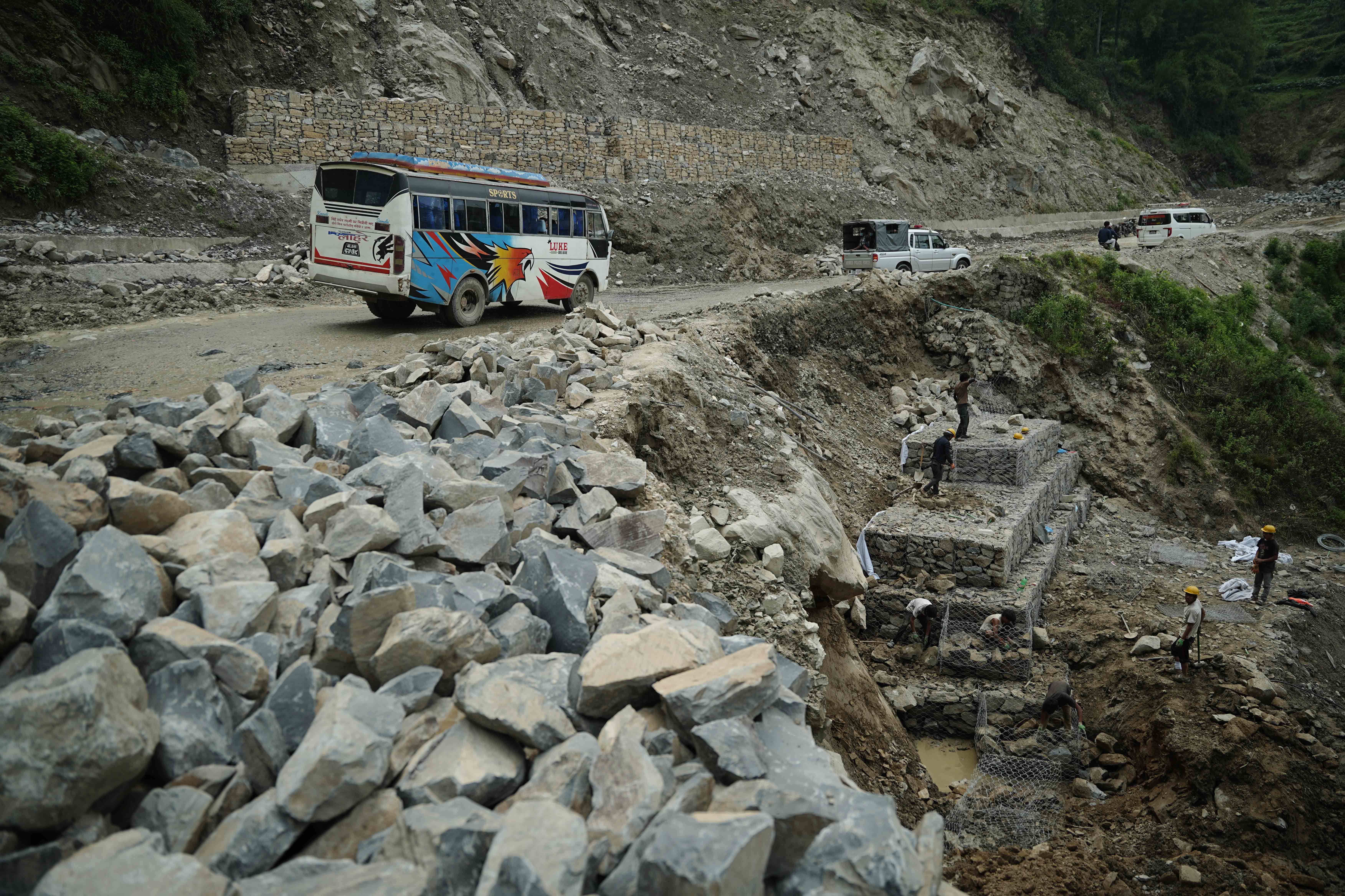 Dhulikhe-Khawa-Road_DSC02313-1780200844.jpg