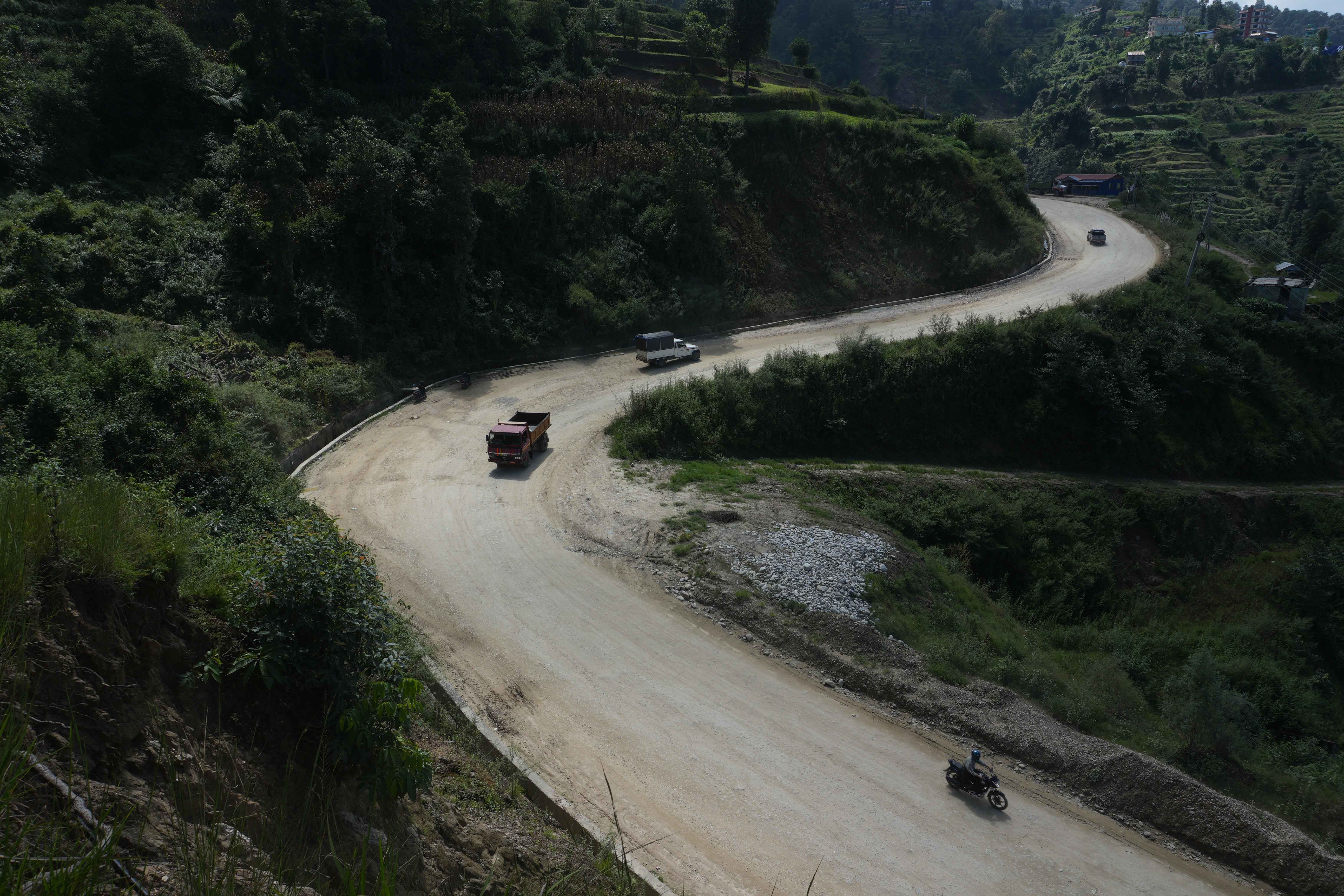 Dhulikhel-Khawa-Road_NPL_DSC01997-1758690419.jpg