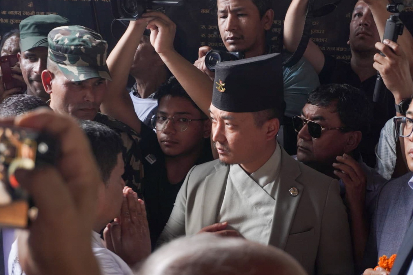 Durgalal-Shrestha_Funeral_-1215-(11)-1787052164.jpg