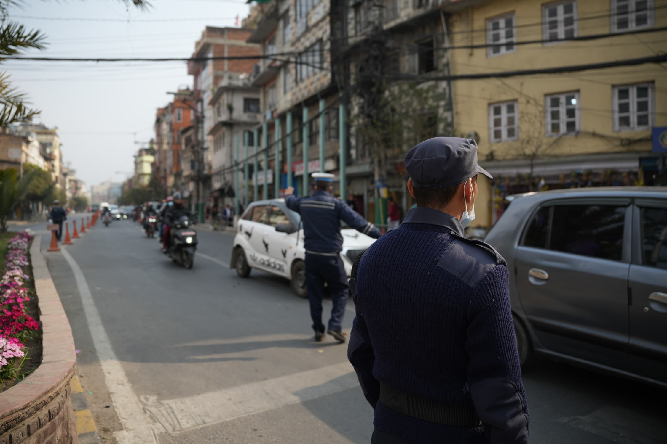Election-police-on-Duty-Kathmandu-traffic_NPL14-1772168603.jpg