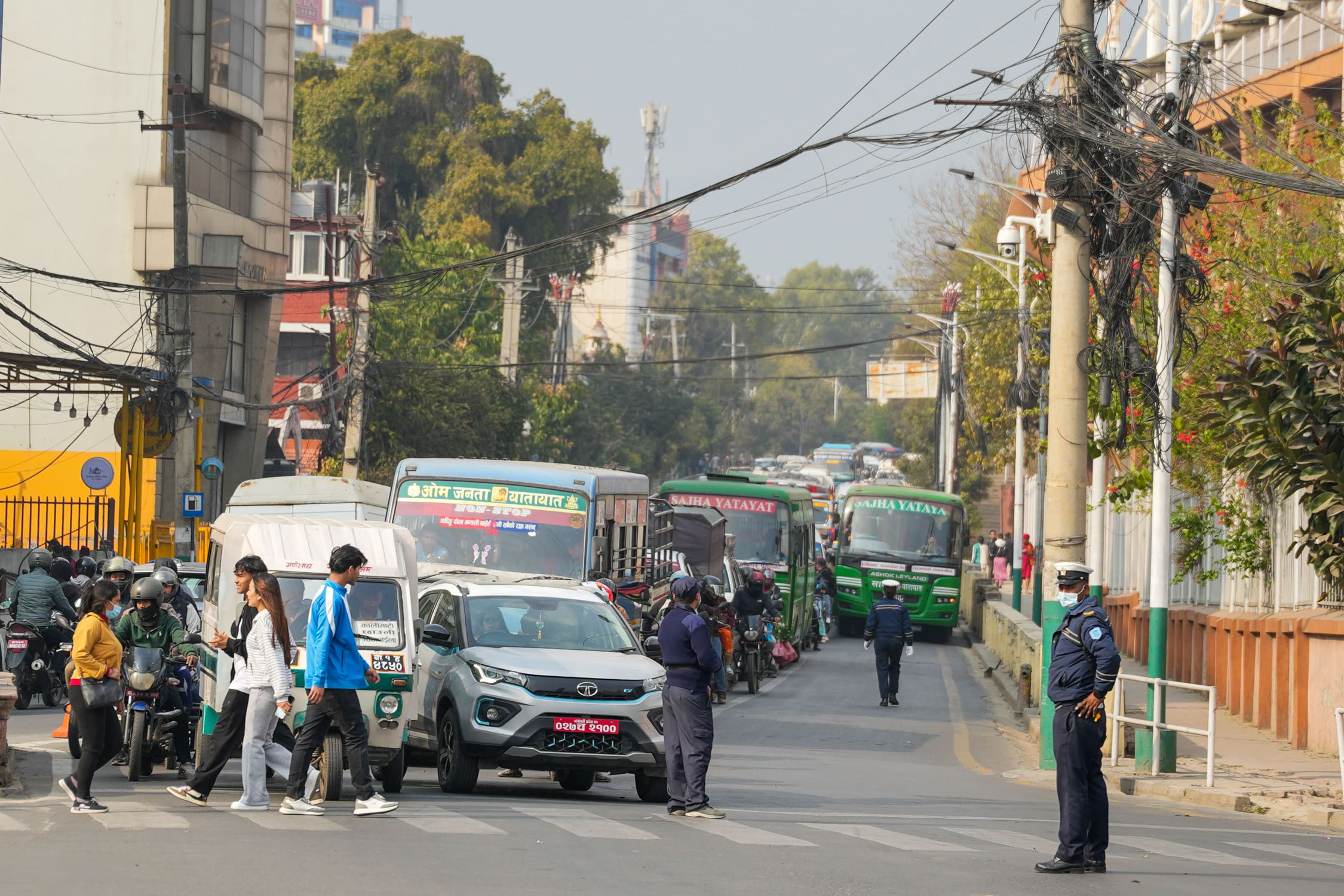 Election-police-on-Duty-Kathmandu-traffic_NPL15-1772168602.jpg