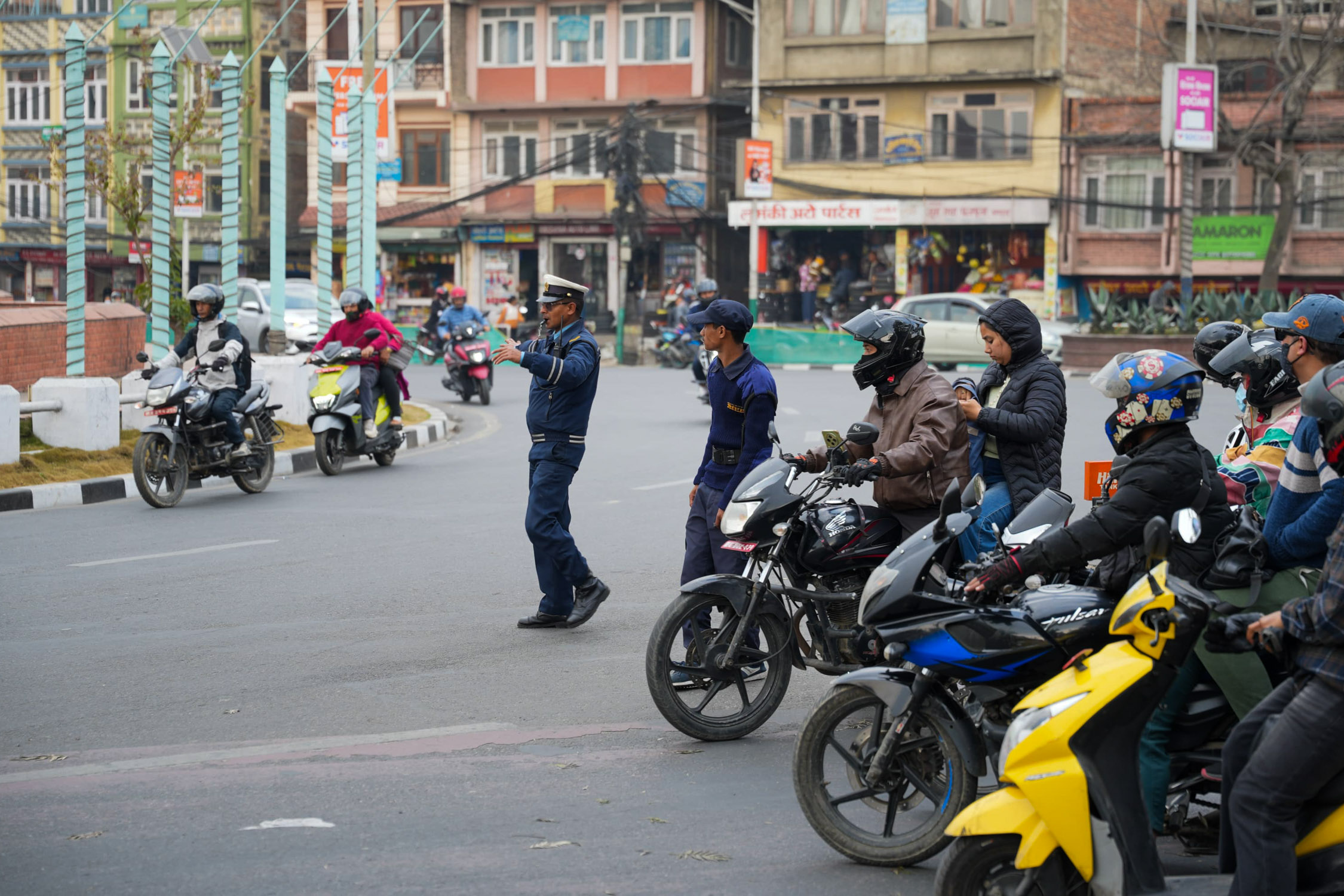 Election-police-on-Duty-Kathmandu-traffic_NPL6-1772168607.jpg