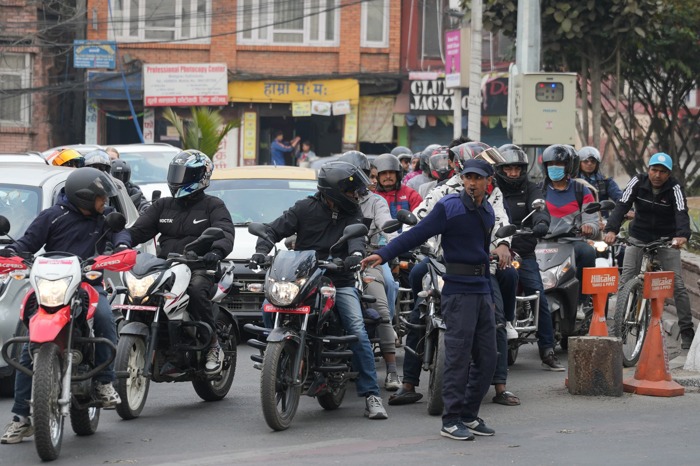 Election-police-on-Duty-Kathmandu-traffic_NPL7-1772168602.jpg