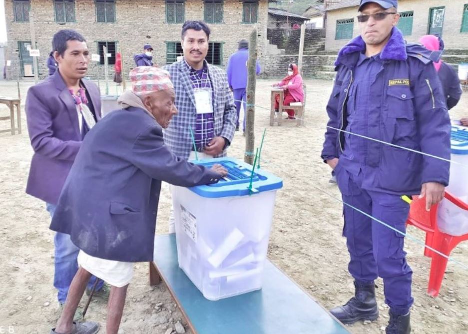 दुई पटकभन्दा बढी समानुपातिक उम्मेदवार हुन नपाउने, प्रत्यक्षतर्फ ३३ प्रतिशत महिला अनिवार्य