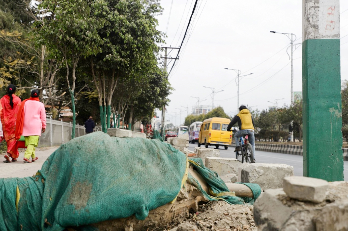 Footpath_Babarmahal_2-1740980784.jpg