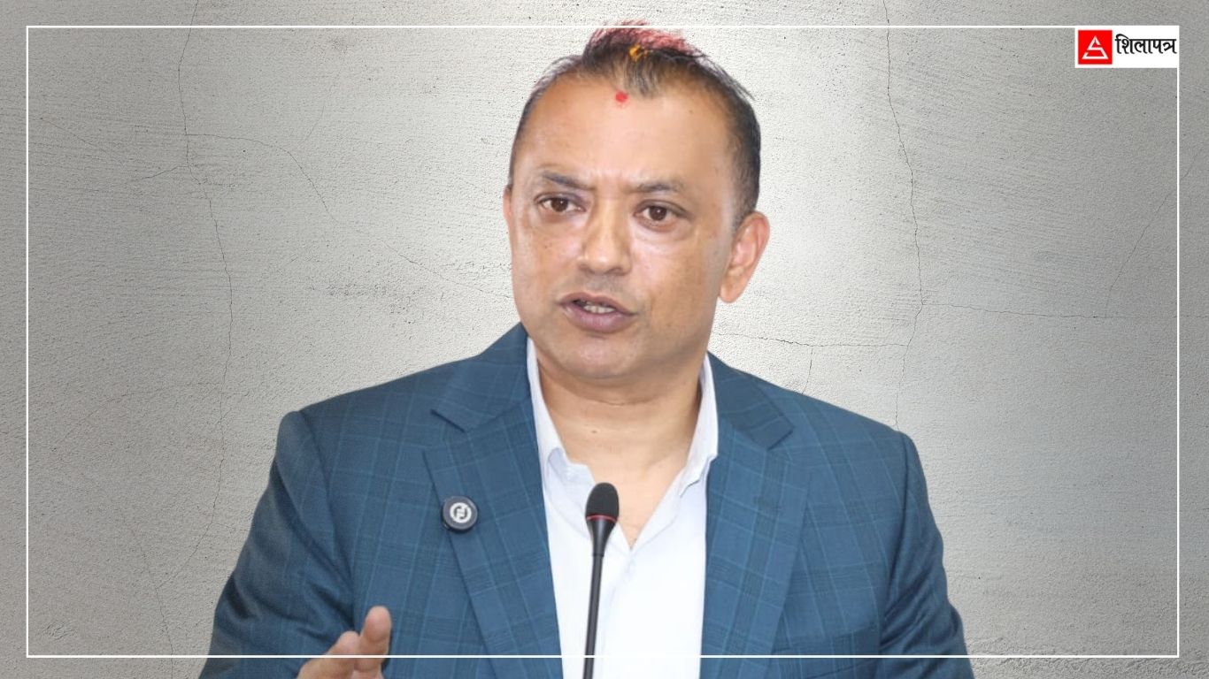 बल्ल बोलेका गगनको कटाक्ष : मैला पात मिल्काउँछौँ, भ्रष्टाचारी खोज्न रास्वपालाई सघाउँछाैँ