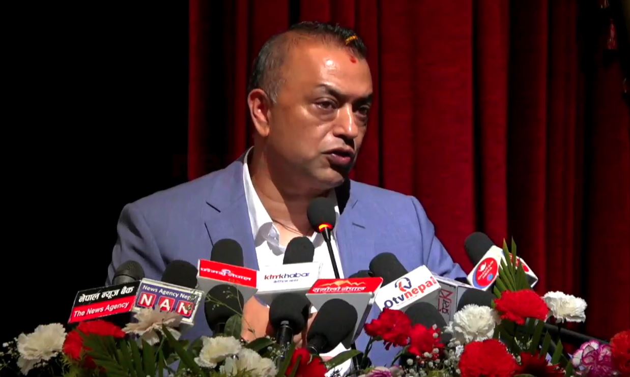 विशेष महाधिवेशनमा भाग लिए/नलिएको आँखाबाट हेर्ने गल्ती गर्दिनँ : गगन थापा