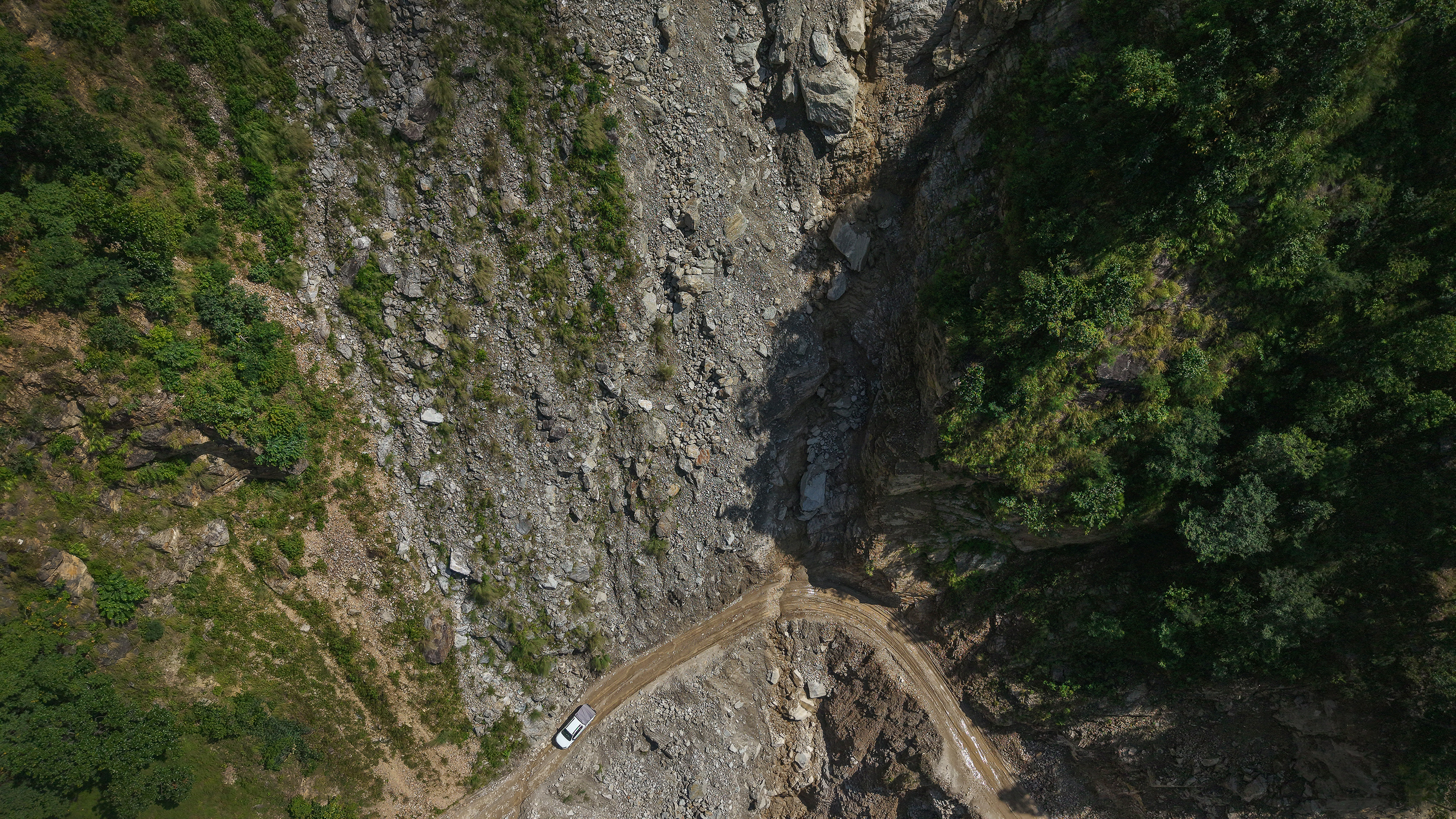 Gagane-Khola-landslide_PCT_NPL-(4)-1791432693.JPG