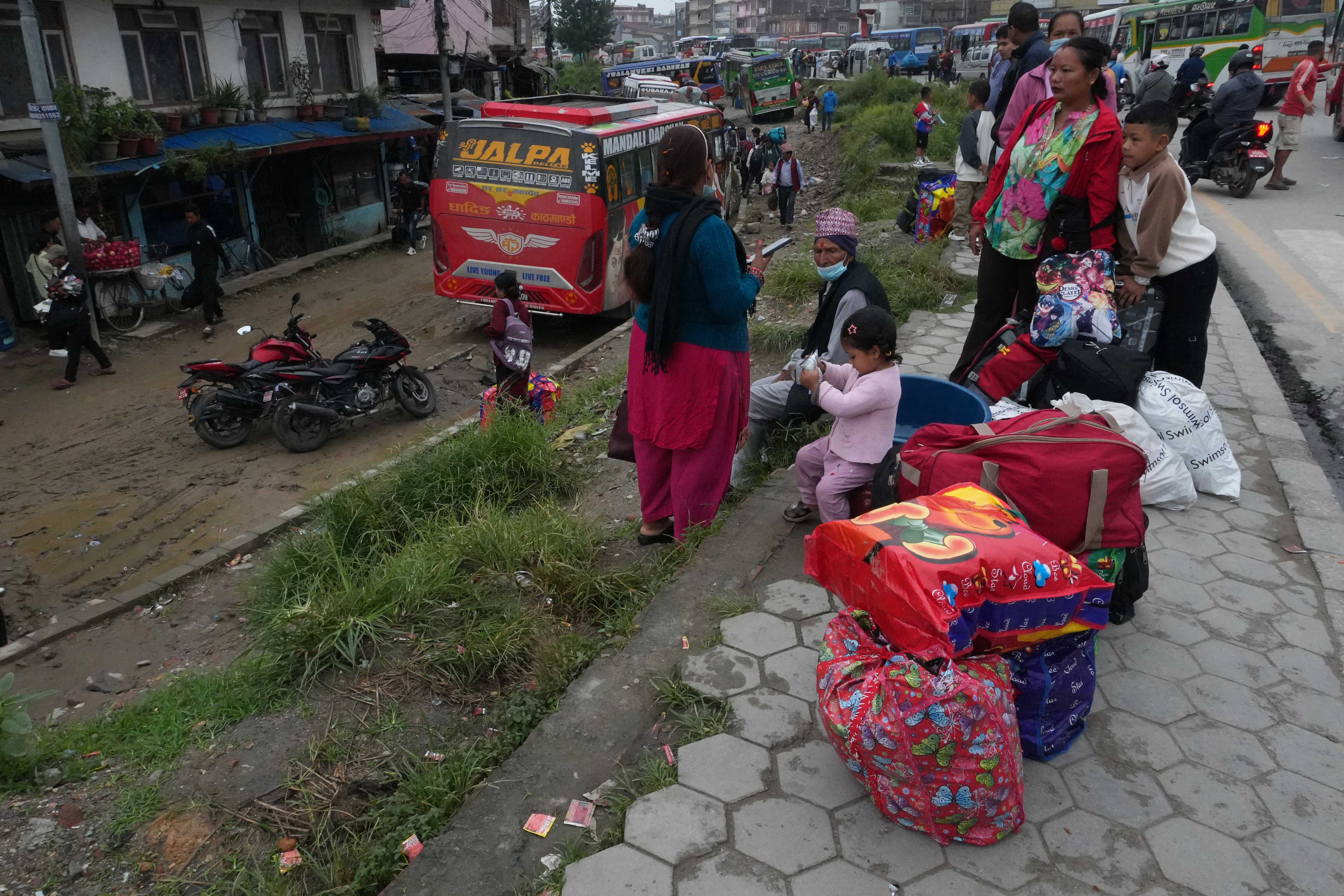 Gangabu-Buspark_NPLDSC02579-1758769965.jpg