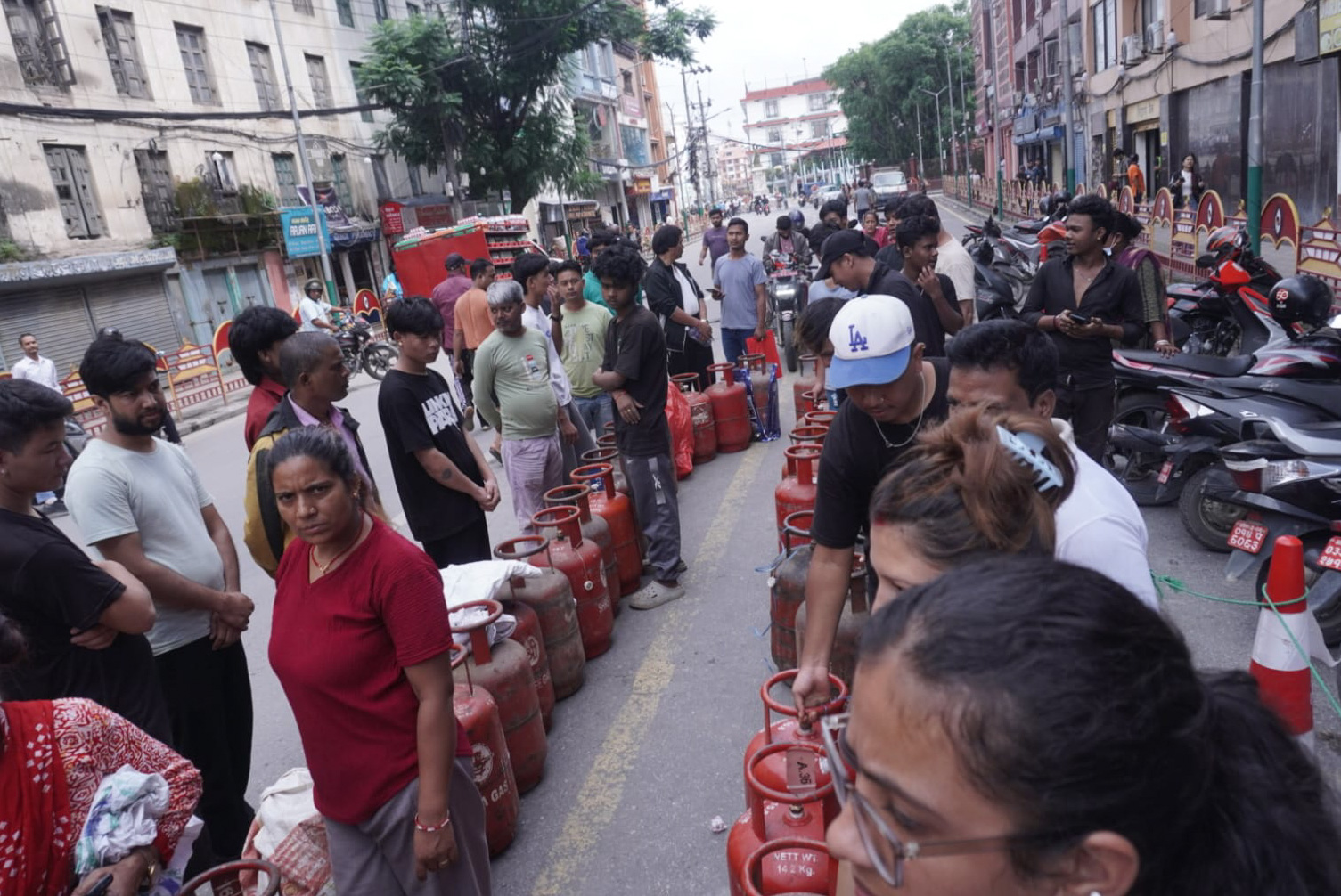 Gas-Crisis--21-1788763227.jpg