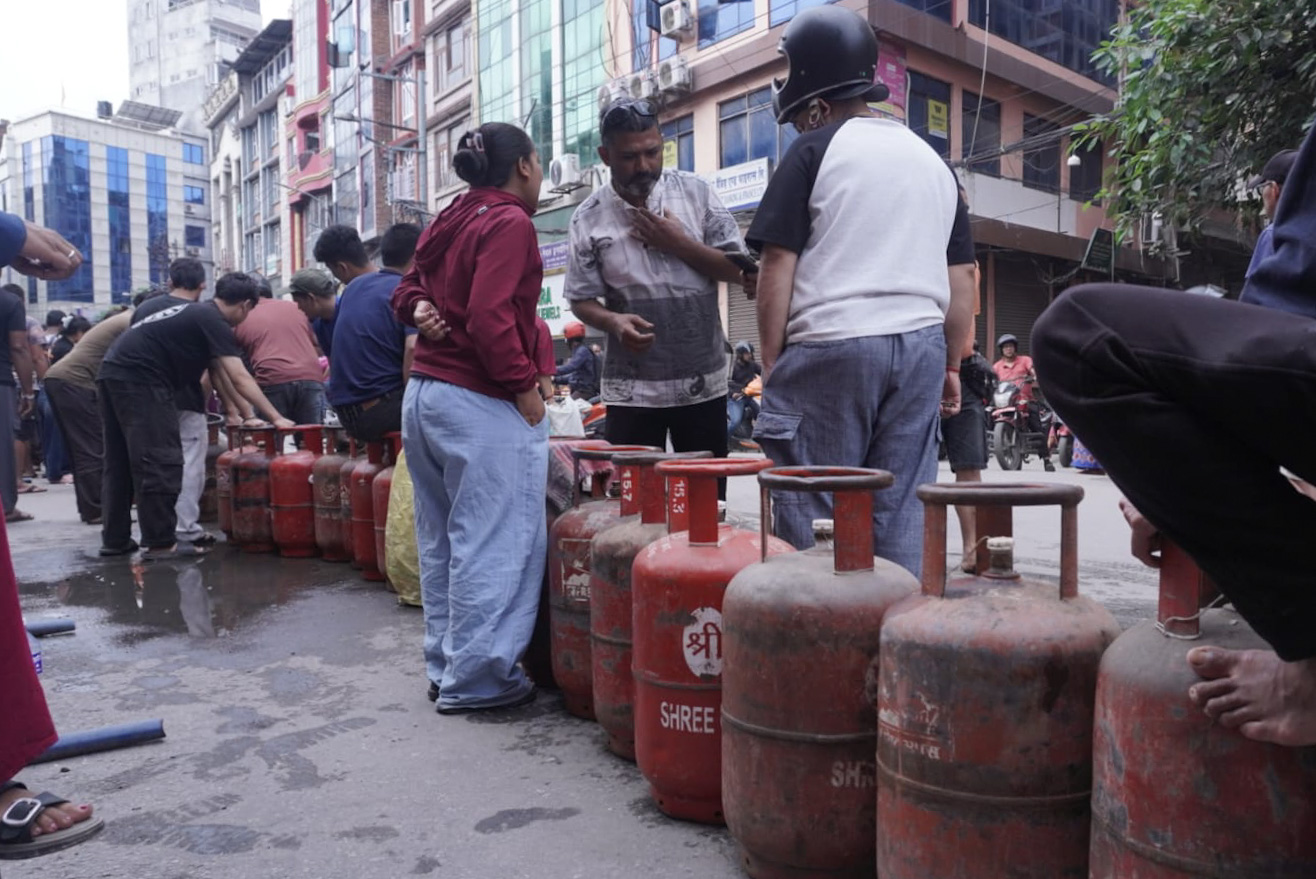 Gas-Crisis--33-1788763233.jpg
