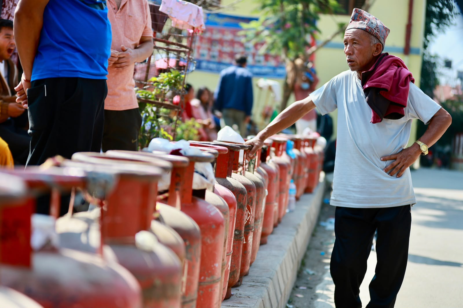 Gas-Line-at-Sifal_Nepal-Photo-Library-(6)-1791802132.jpeg