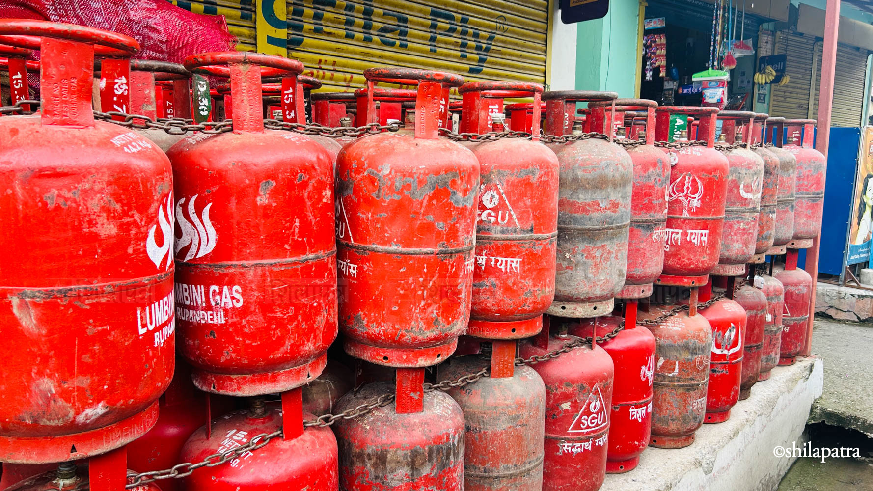 Gas-Shortage-Photo-Butwal-By-Pradeep-Acharya-NPL-(3)-1785840094.jpg