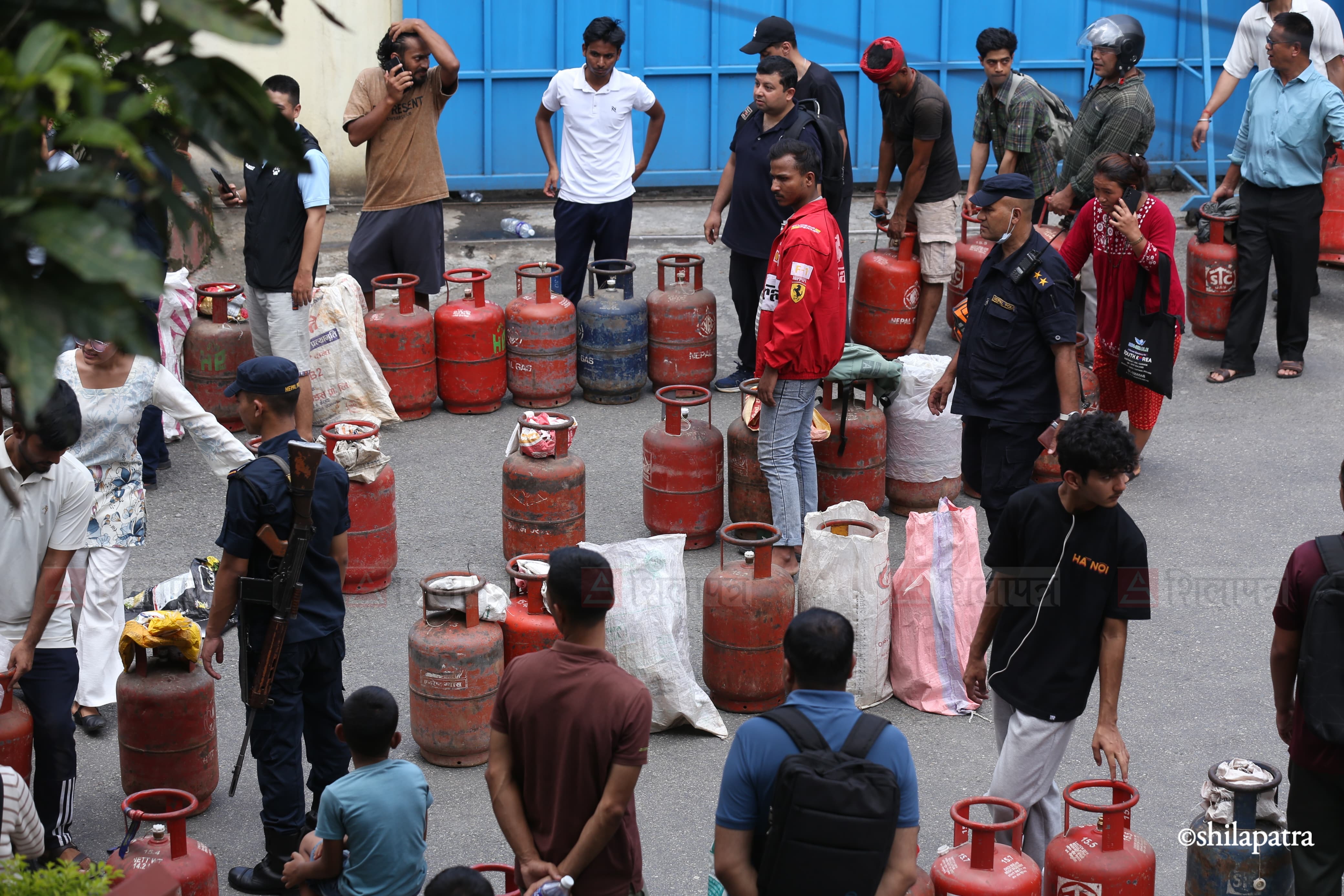Gas-line-Babarmahal-(12)-1786777250.jpg