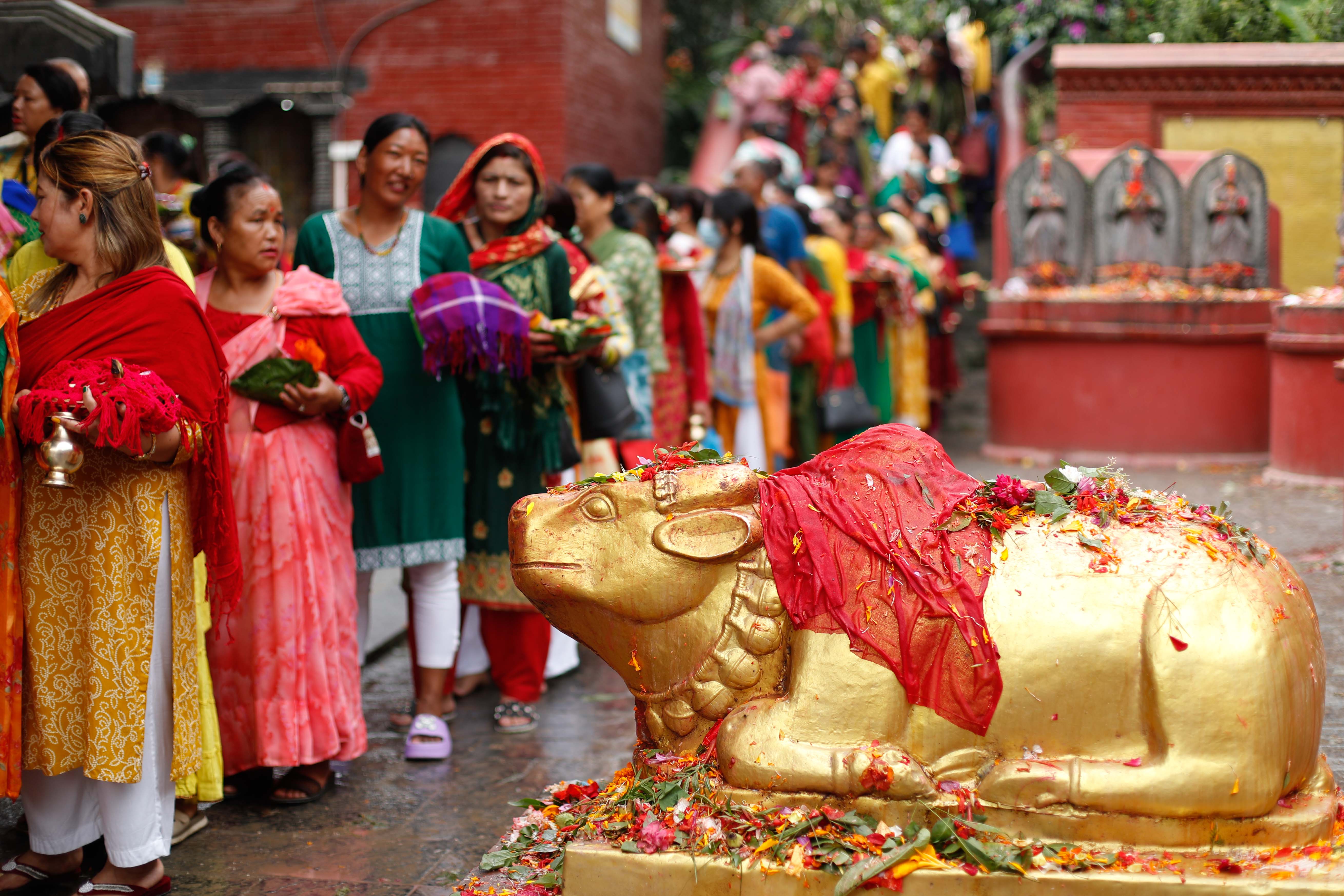 Gokarneshwor-Mandir_shrawan_Sombar_-26-1753084476.jpg