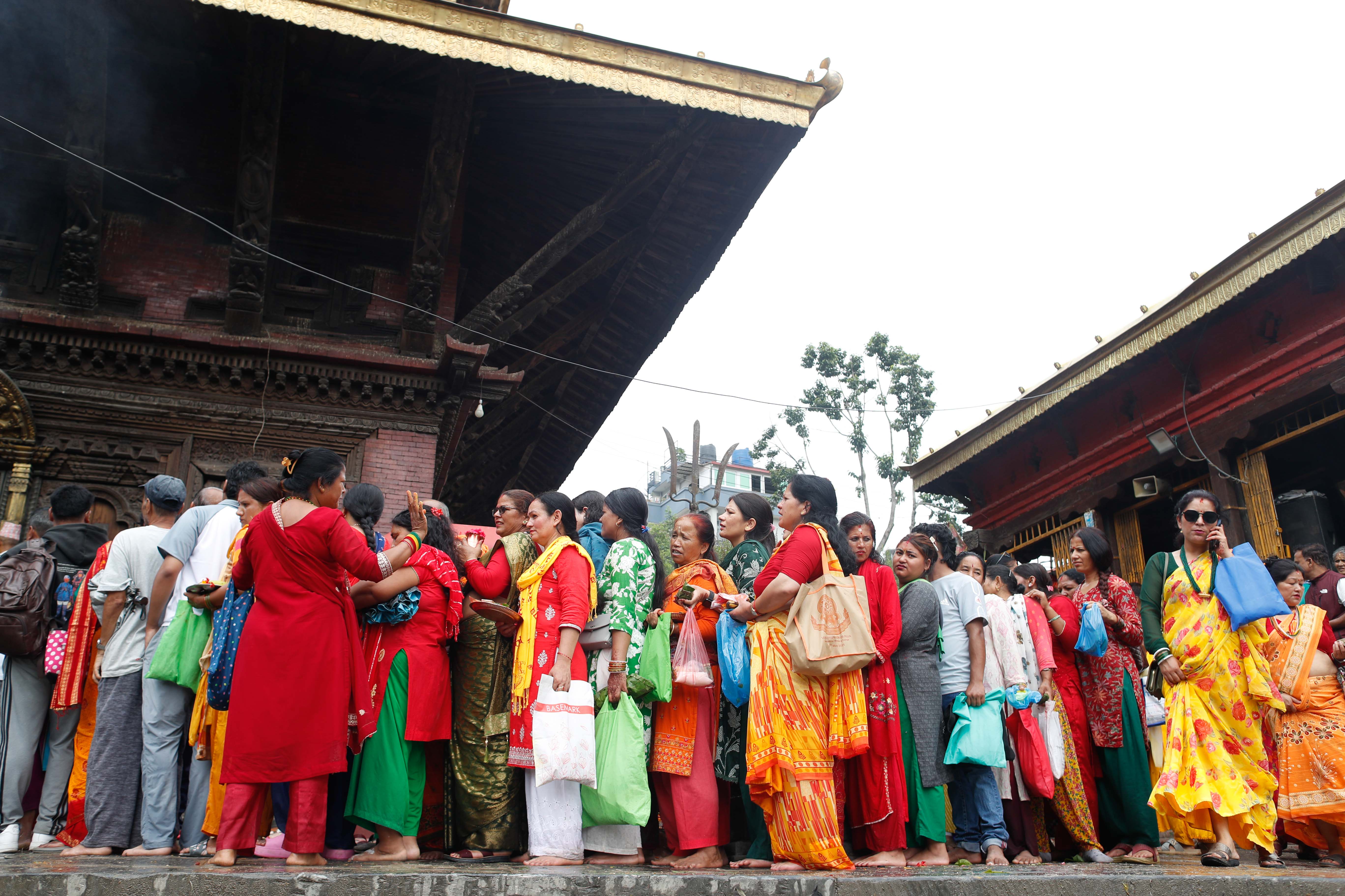Gokarneshwor-Mandir_shrawan_Sombar_-27-1753084478.jpg