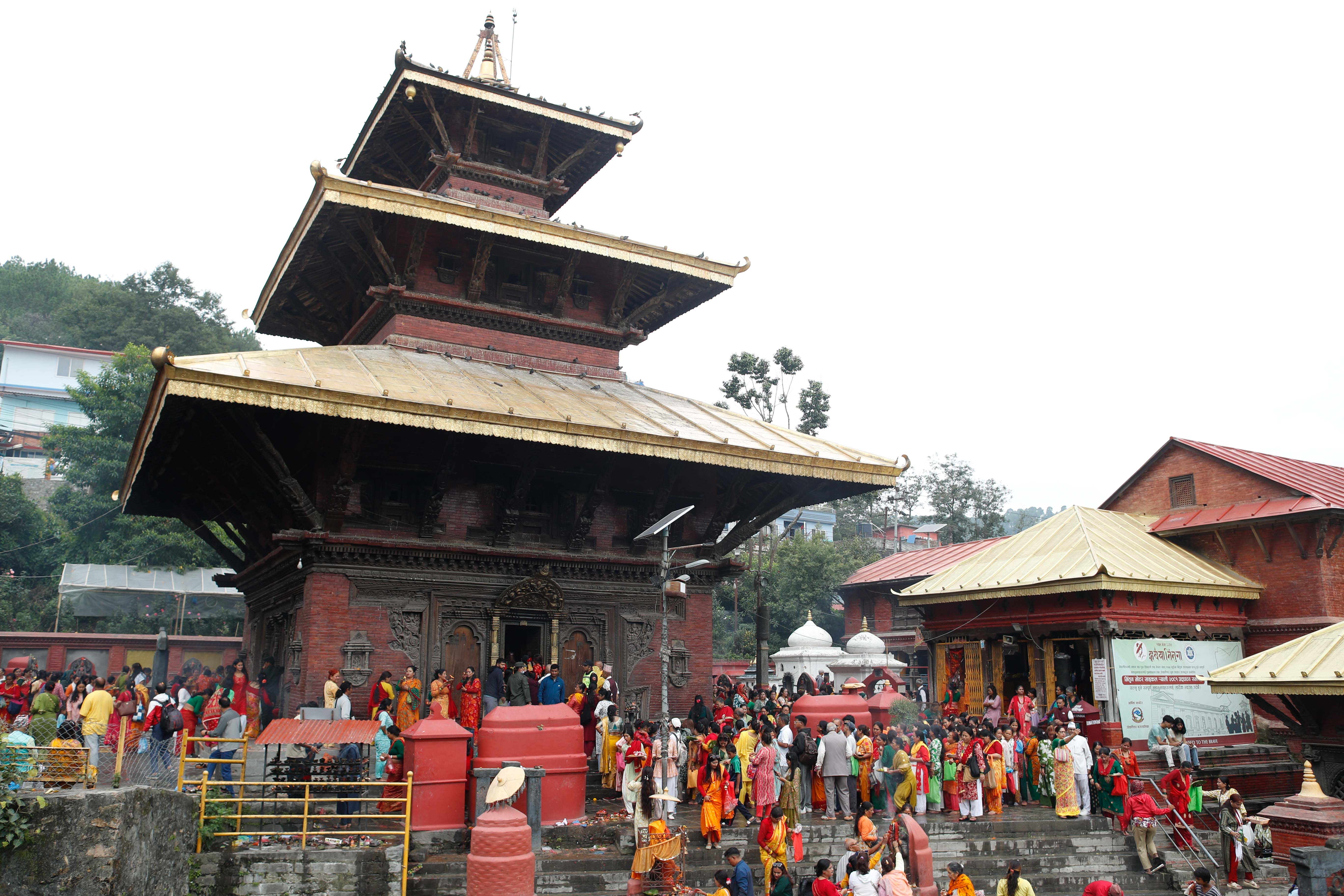 Gokarneshwor-Mandir_shrawan_Sombar_-28-1753084482.jpg